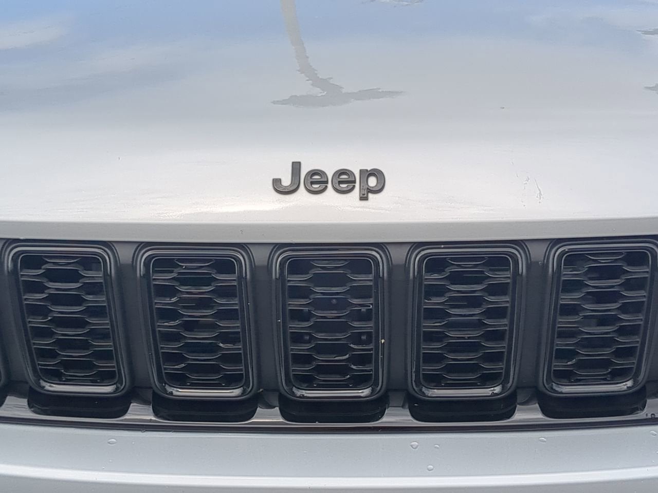 2025 Jeep Grand Cherokee Altitude 4x2