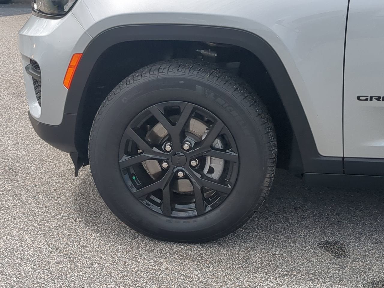 2025 Jeep Grand Cherokee Altitude 4x2