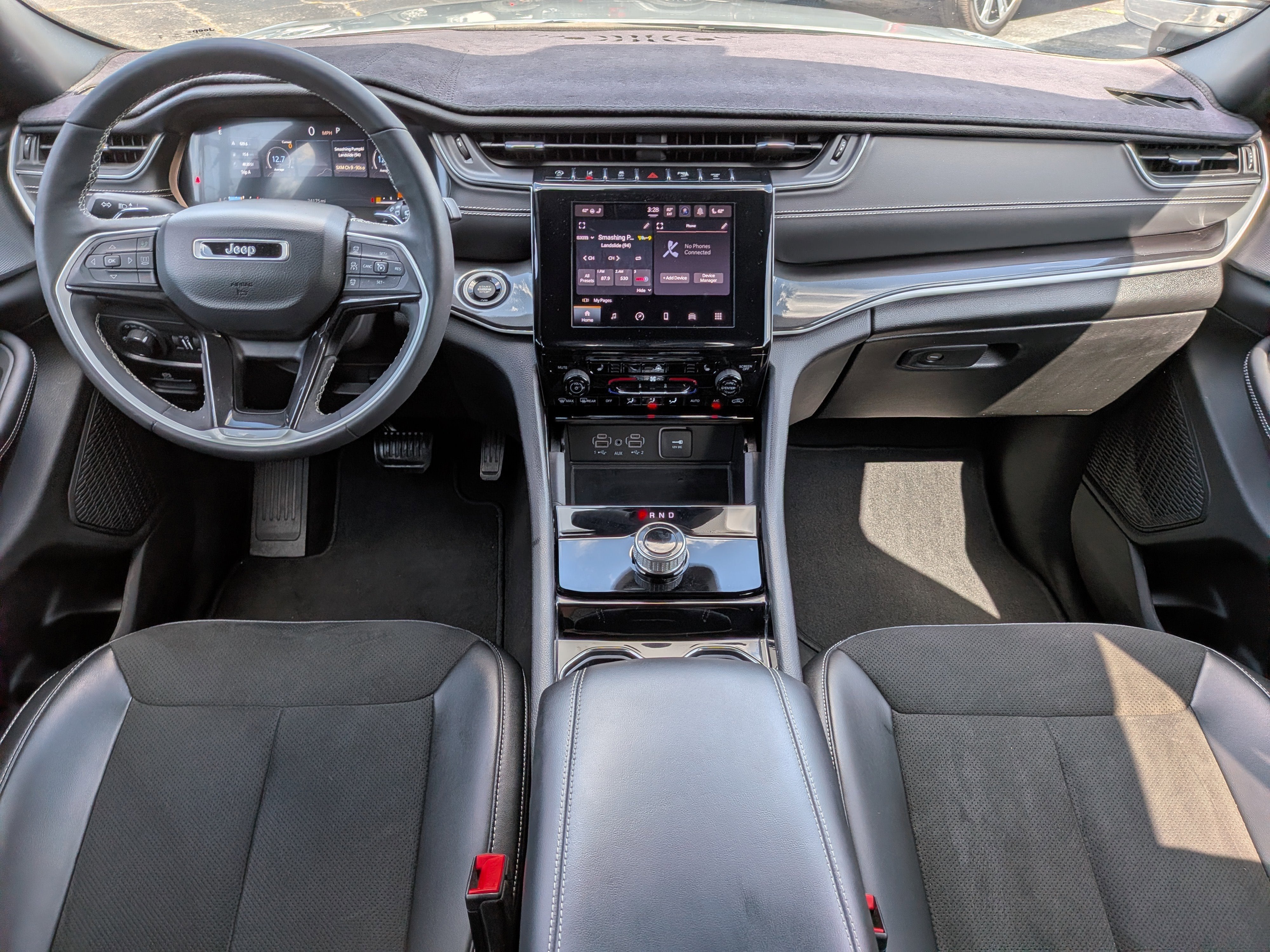 2023 Jeep Grand Cherokee L Altitude 4x4