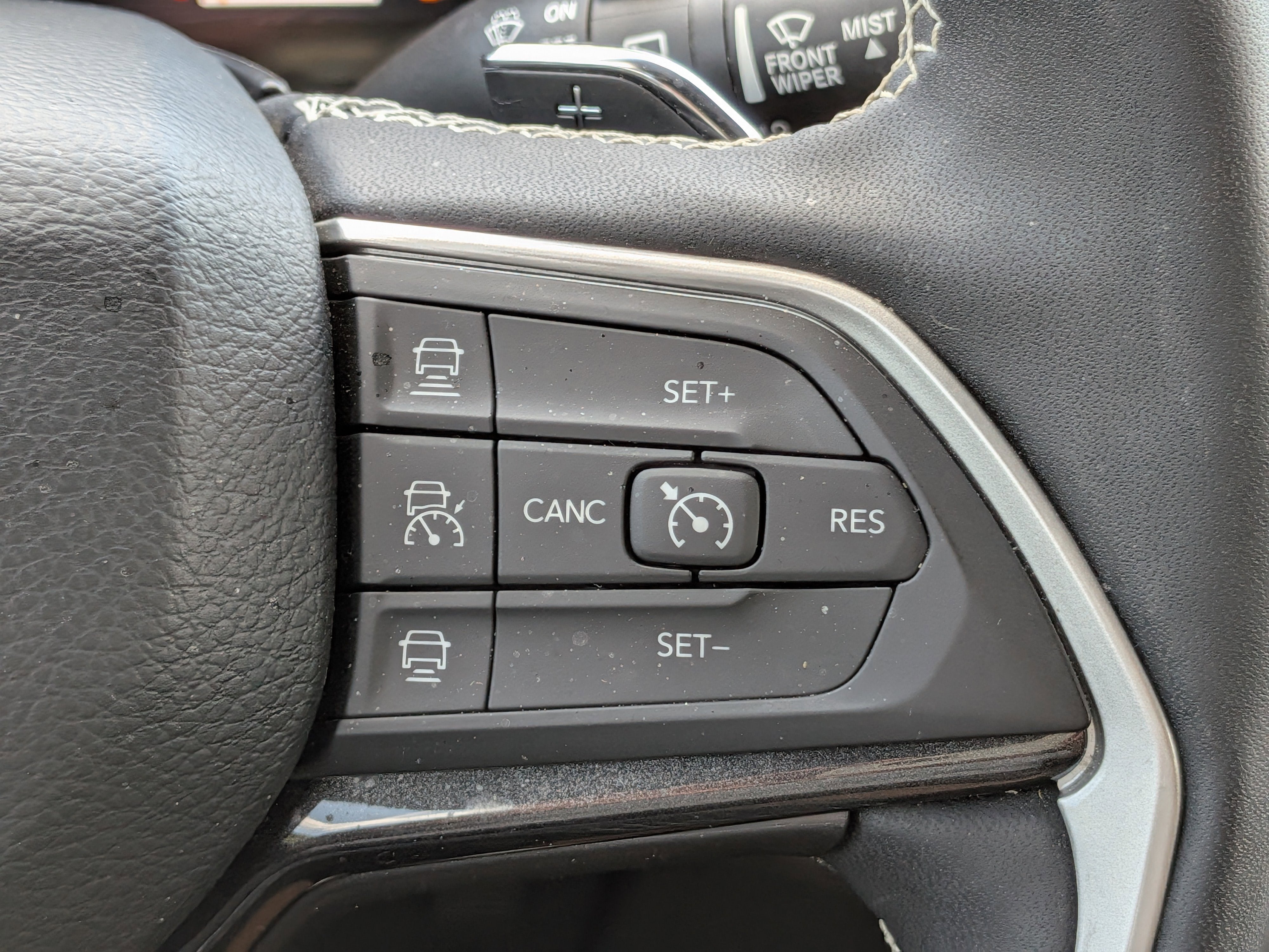 2023 Jeep Grand Cherokee L Altitude 4x4