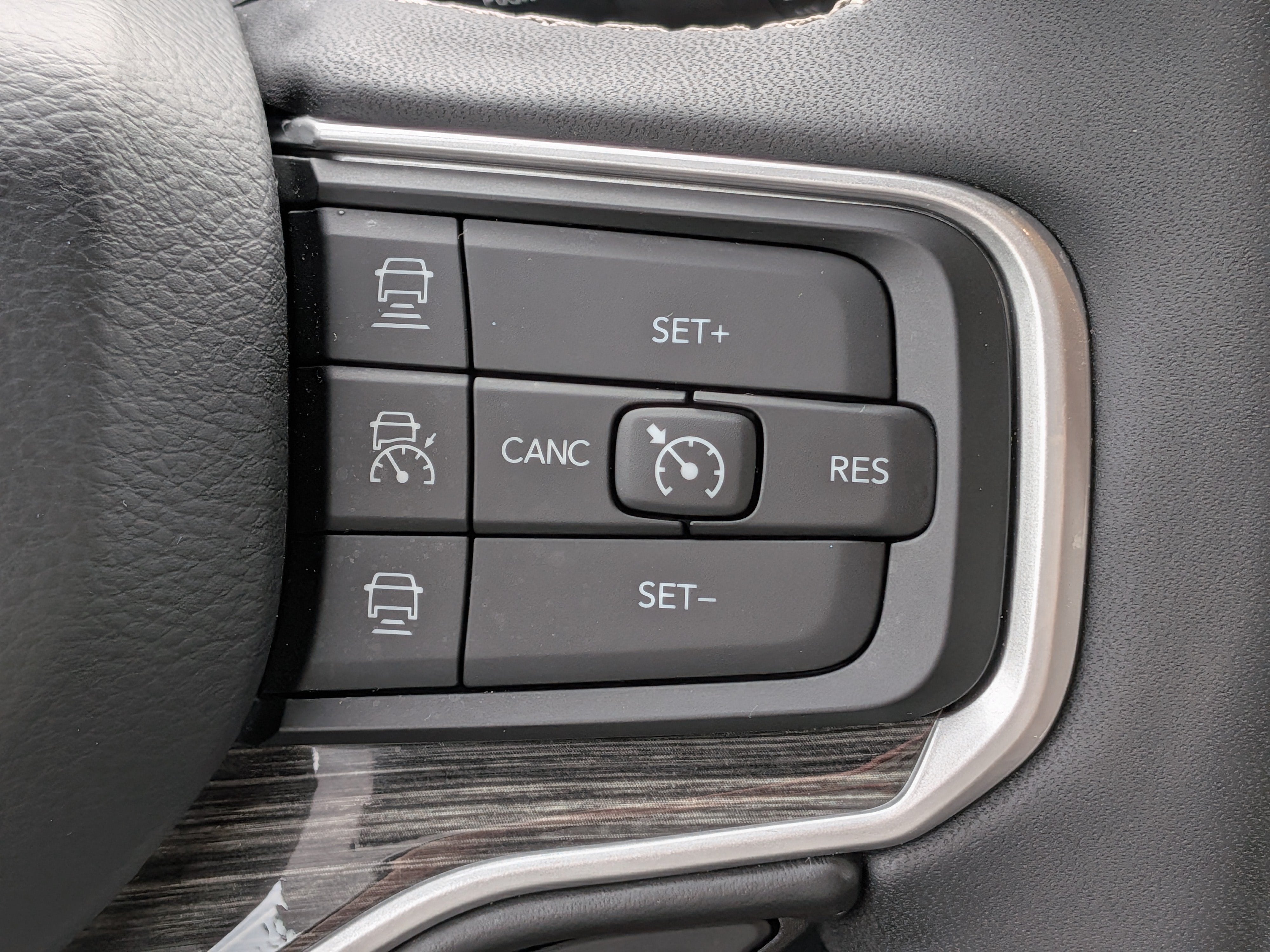 2022 Jeep Wagoneer Series III 4x2