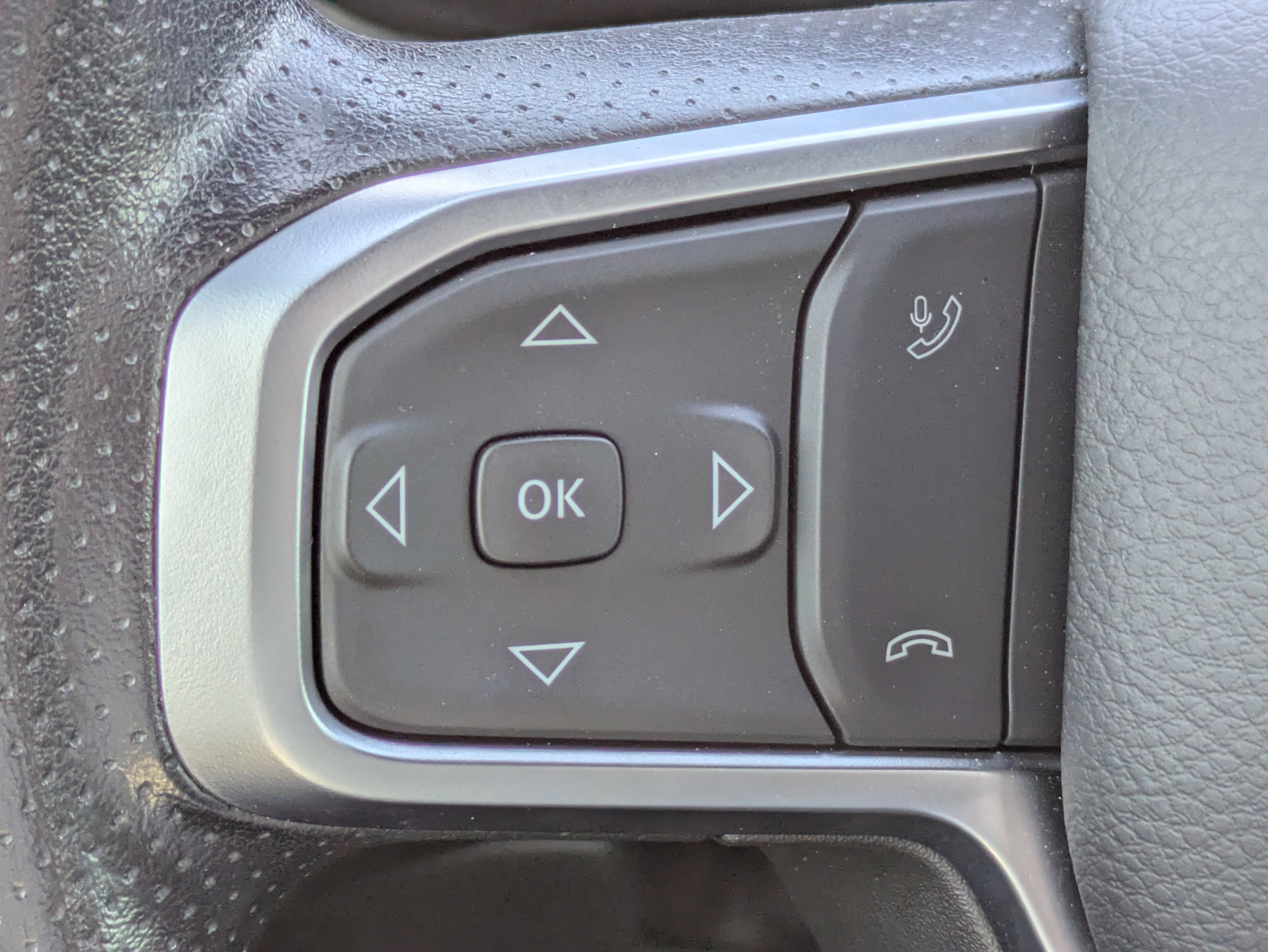 2025 RAM 1500 Warlock Crew Cab 4x4 5'7" Box