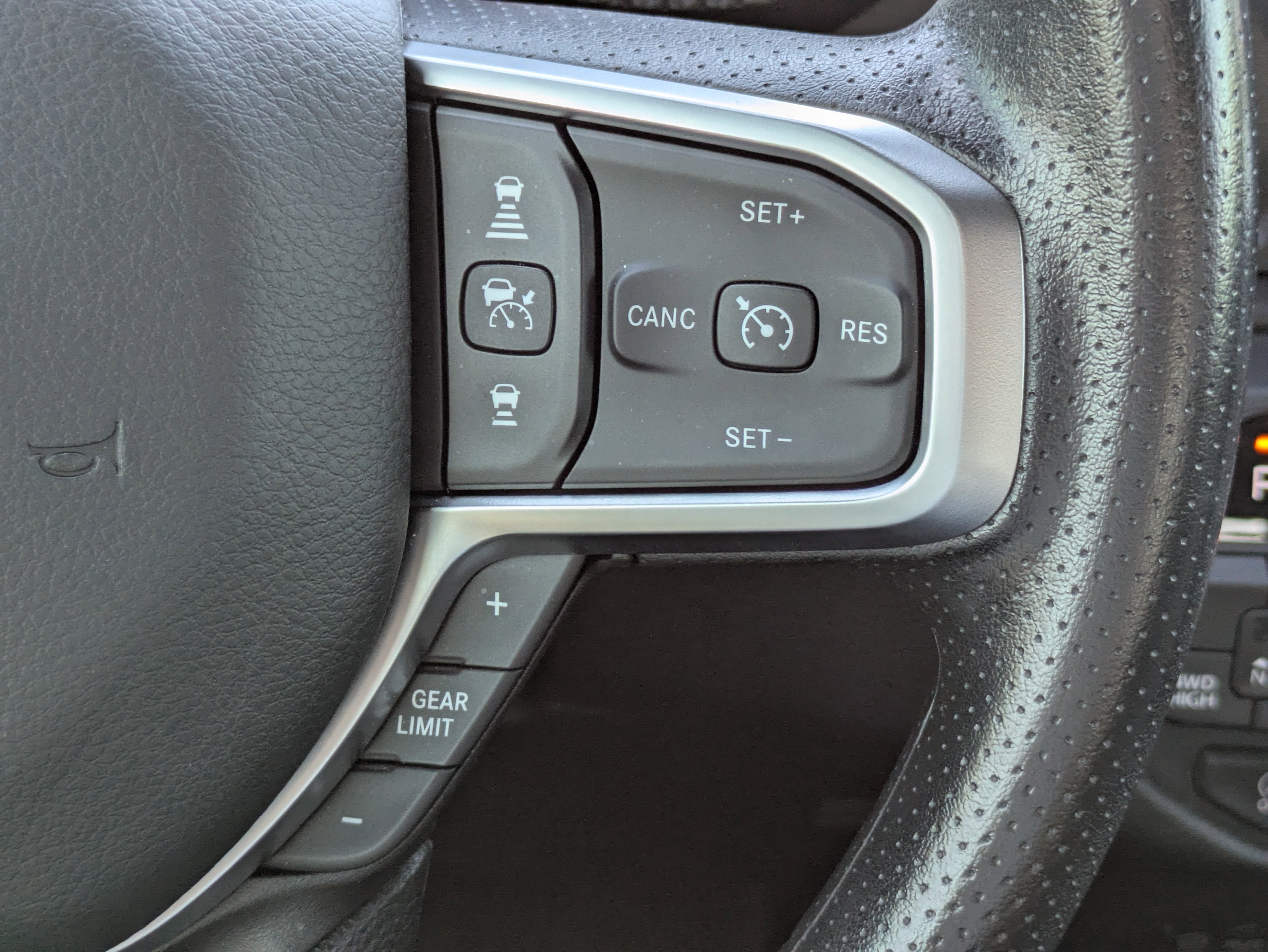 2025 RAM 1500 Warlock Crew Cab 4x4 5'7" Box