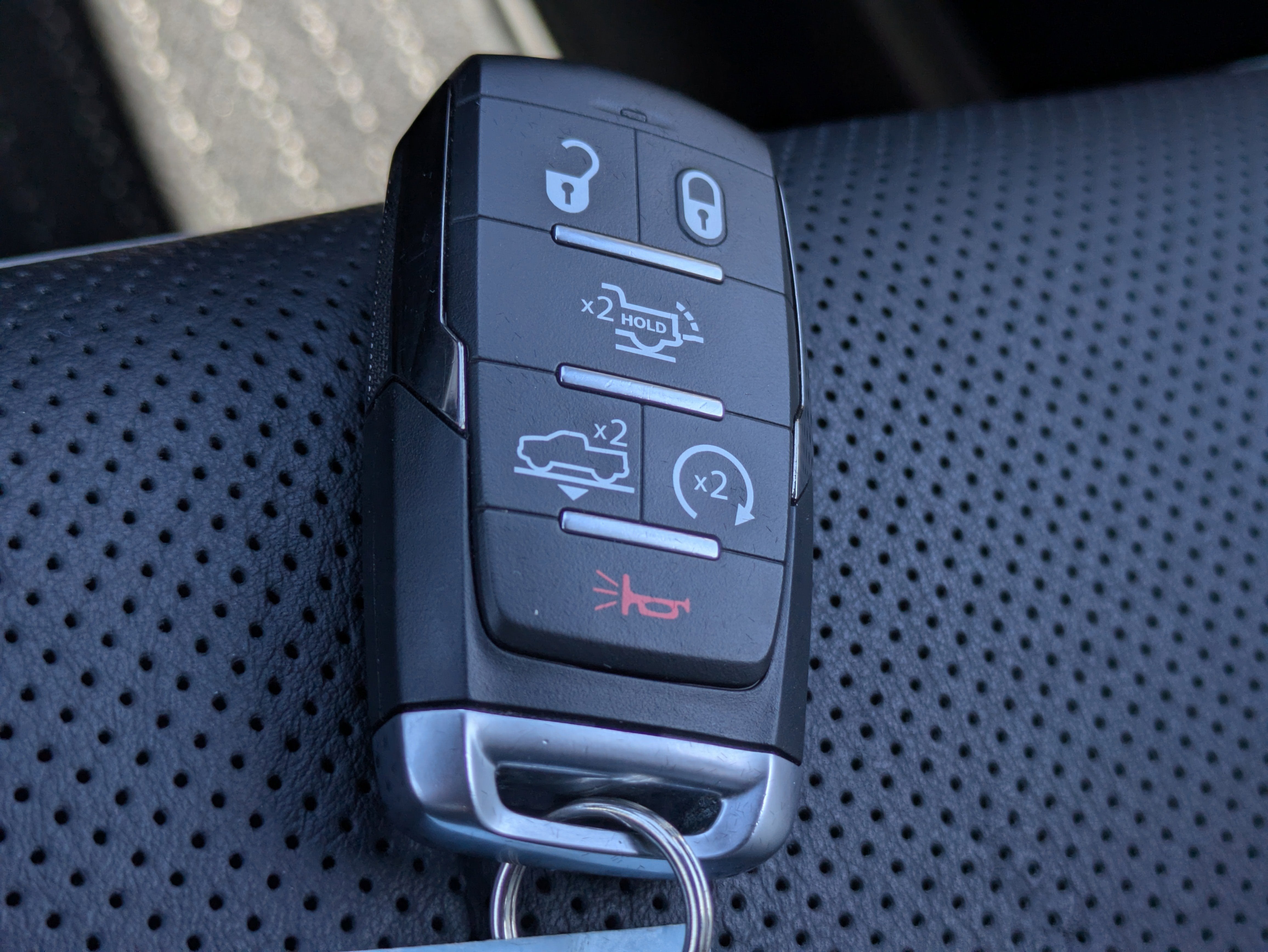 2025 RAM 1500 Limited Crew Cab 4x4 5'7" Box