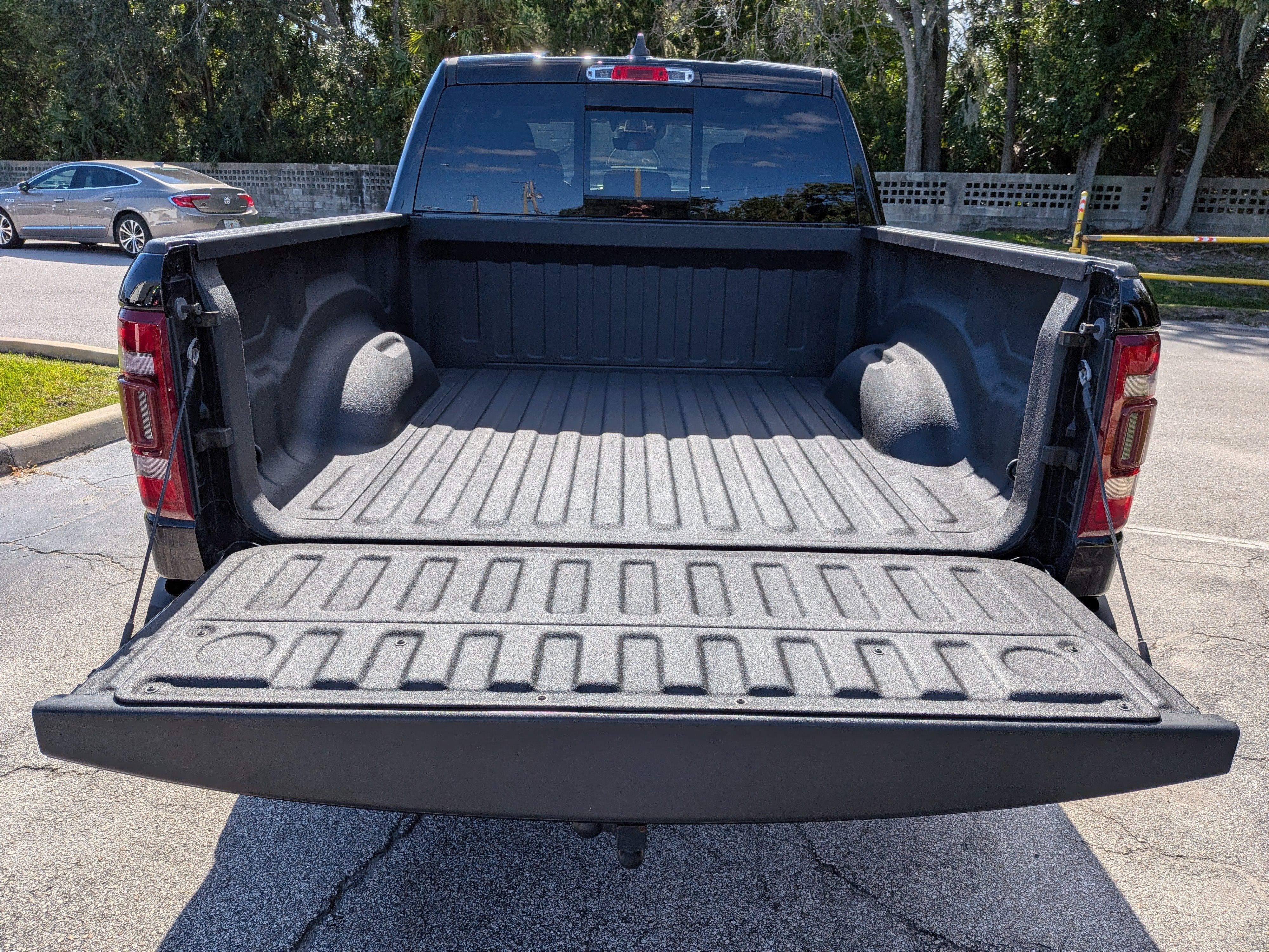 2021 RAM 1500 Limited Longhorn Crew Cab 4x4 5'7" Box