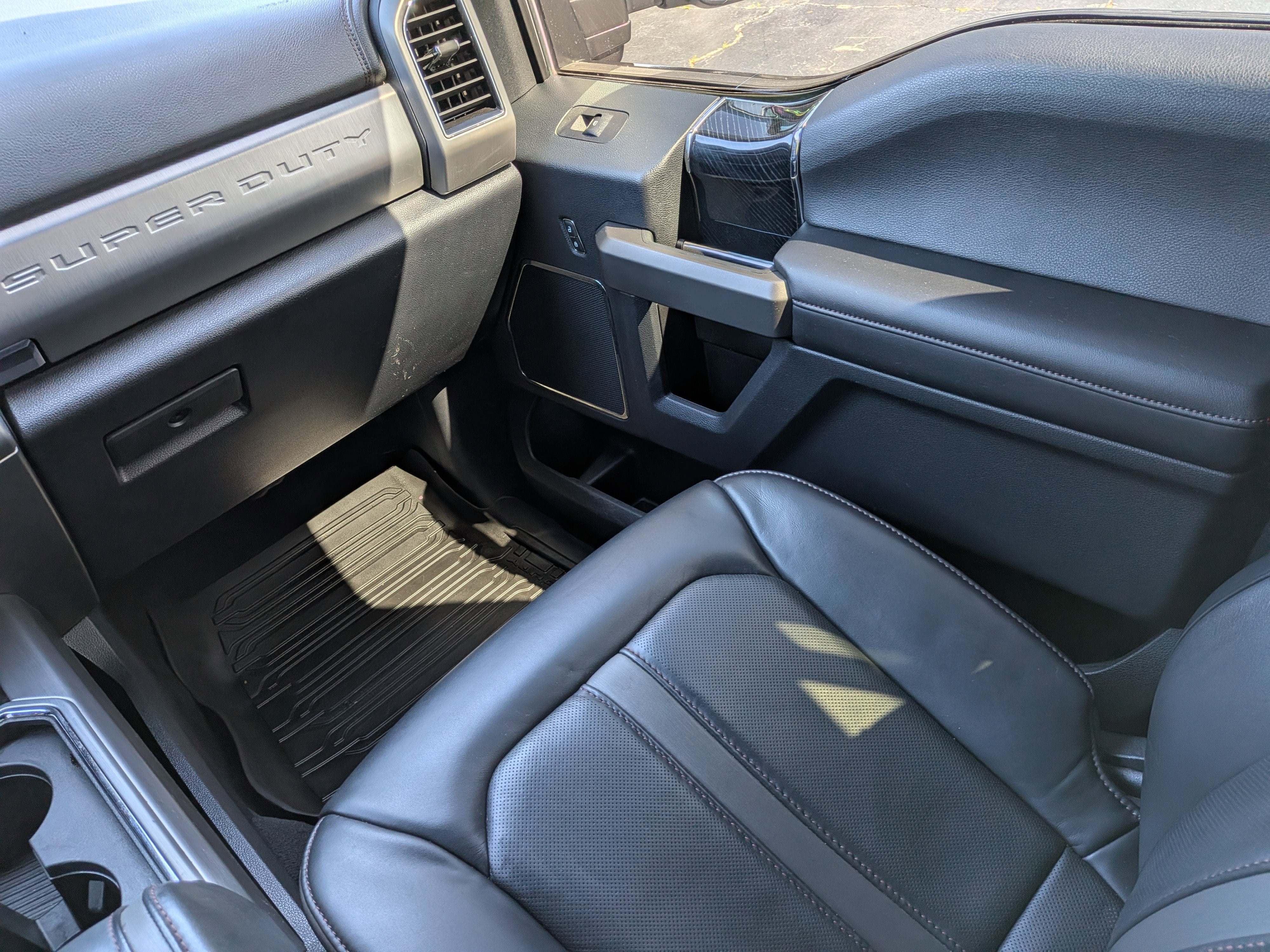 2022 Ford F-350 Platinum