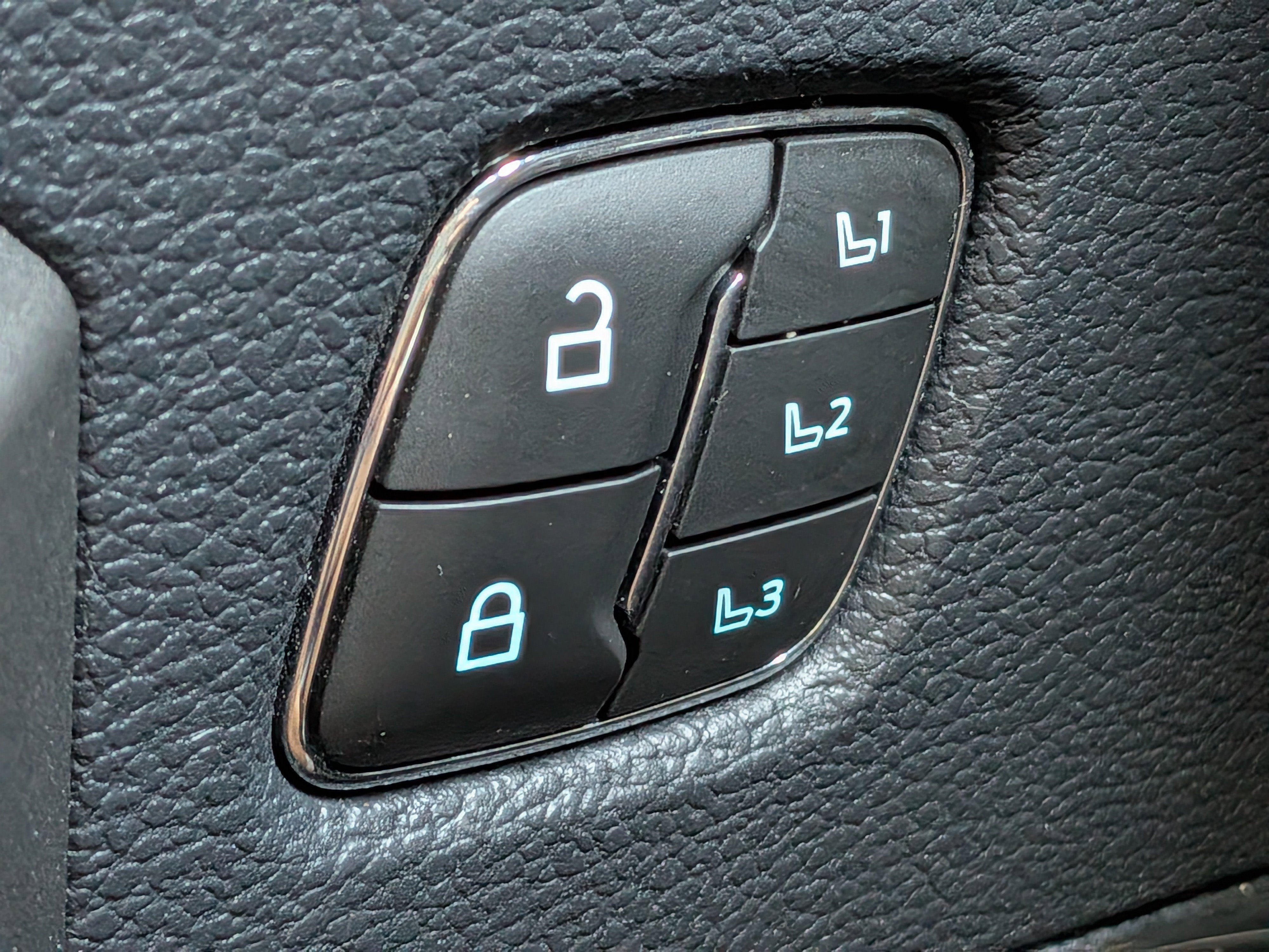 2022 Ford F-350 Platinum