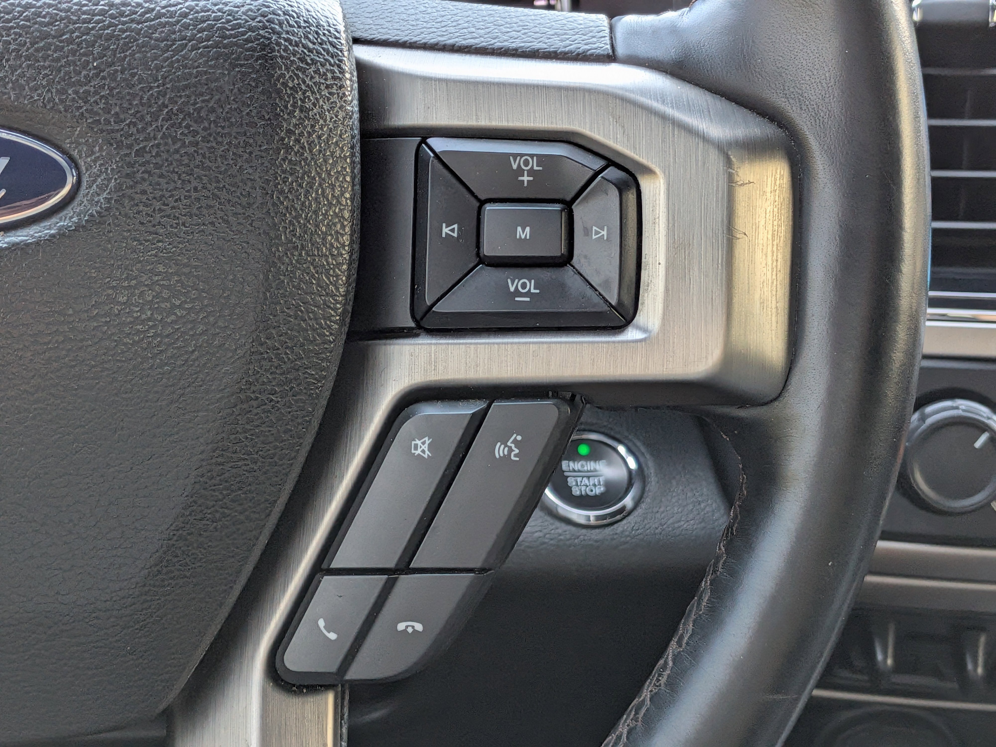 2022 Ford F-350 Platinum