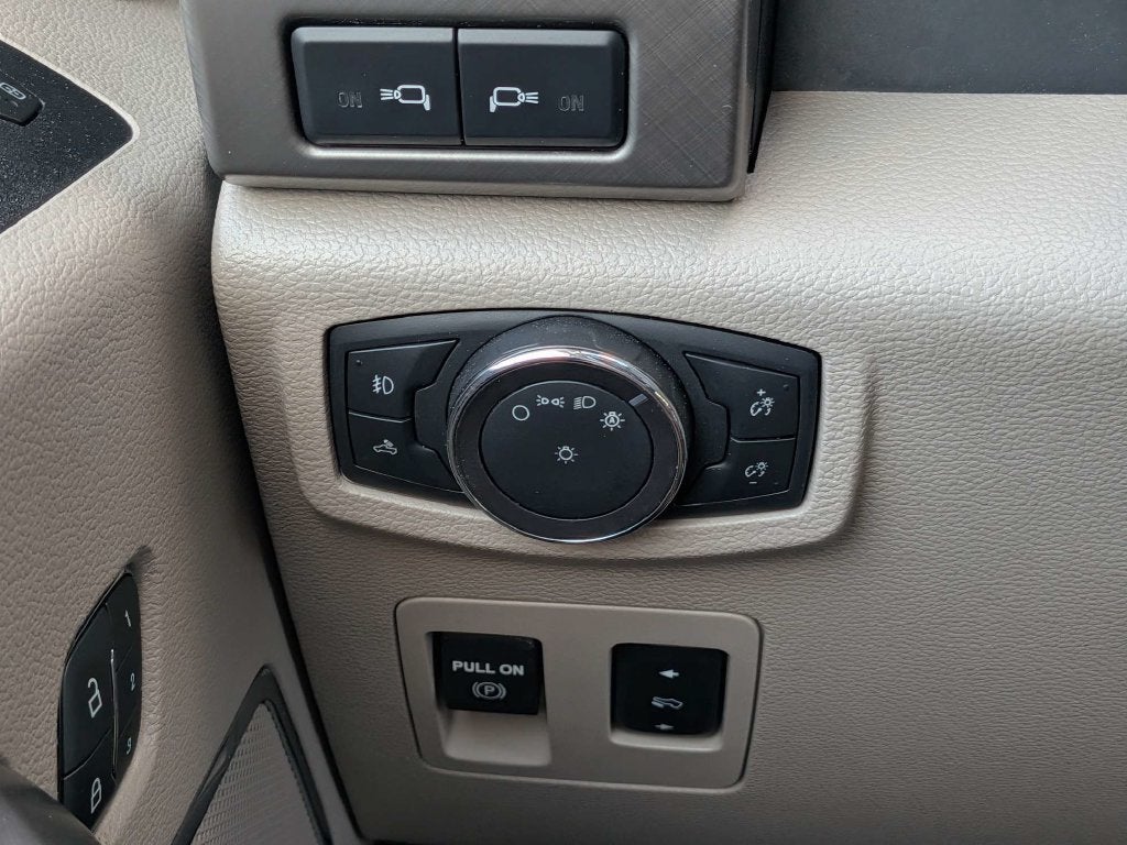 2020 Ford F-150 Limited - Photo 29