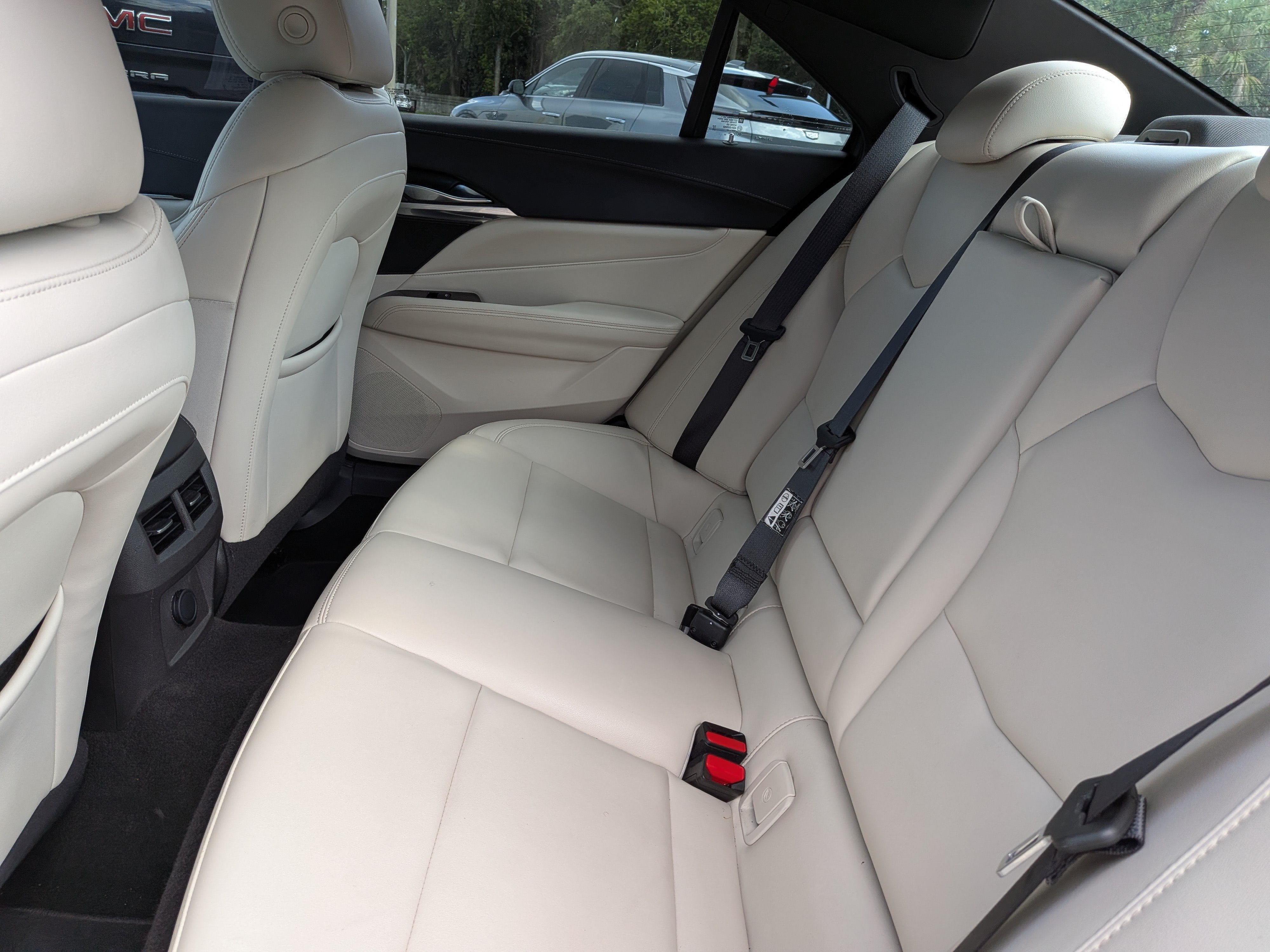 2022 Cadillac CT4 Luxury