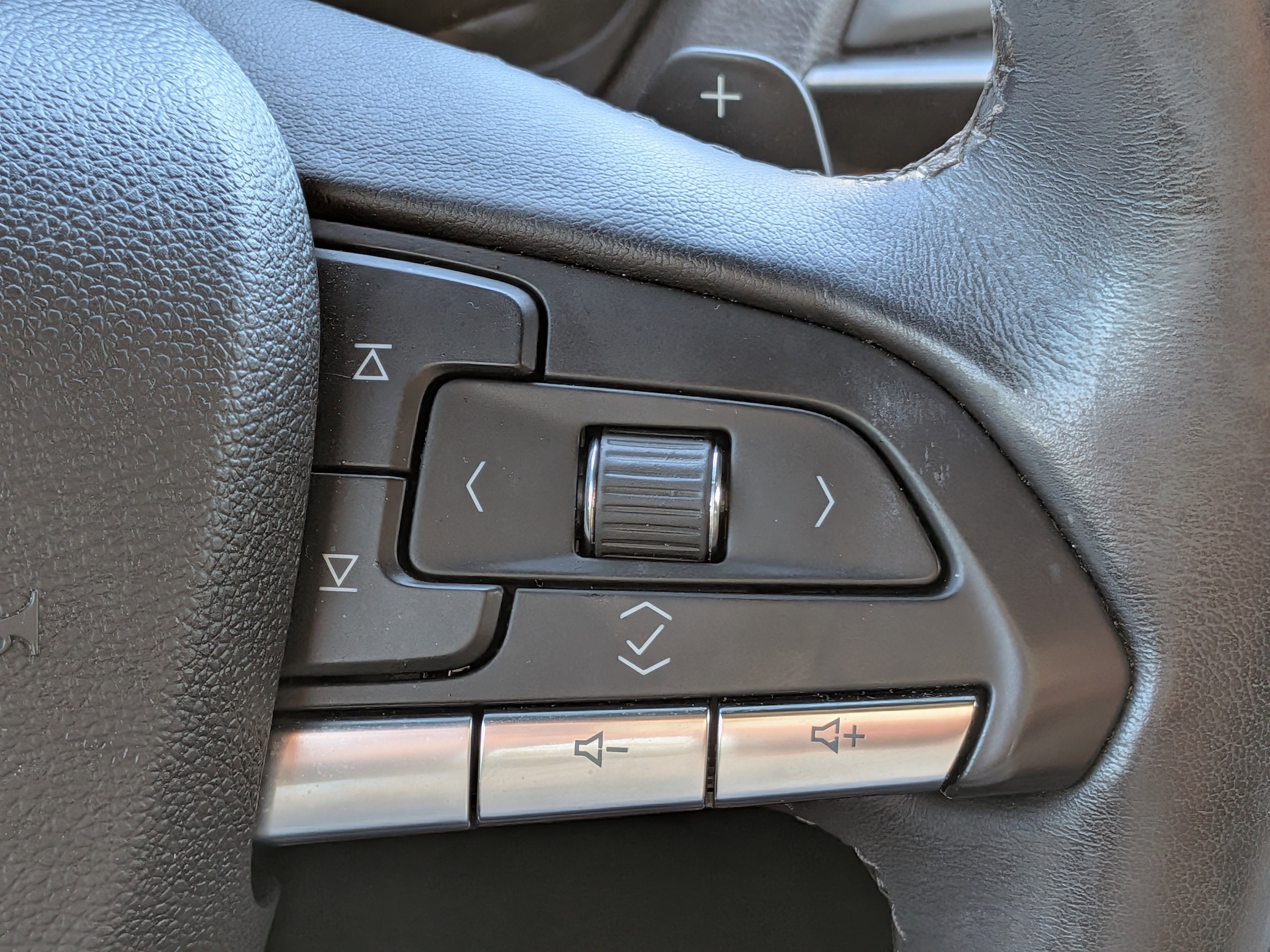 2023 Cadillac CT4 Luxury