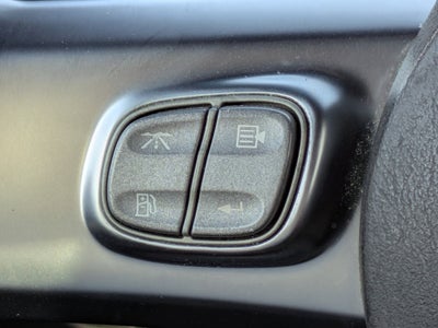 2003 Chevrolet SSR LS