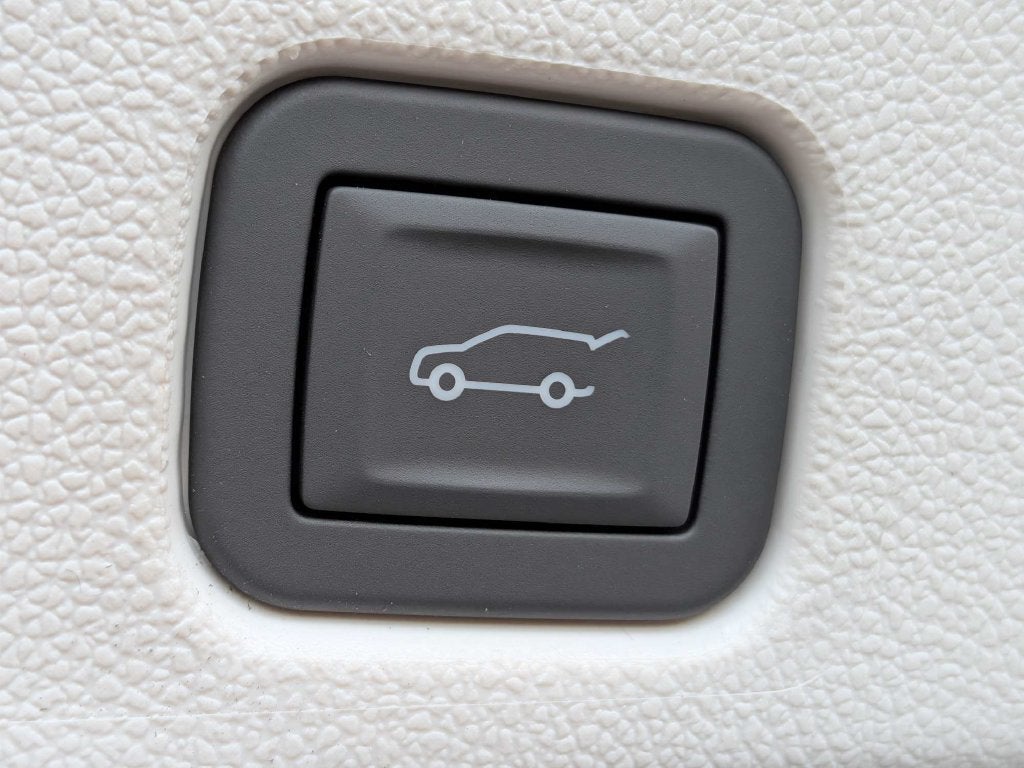 2027 GMC Acadia Denali
