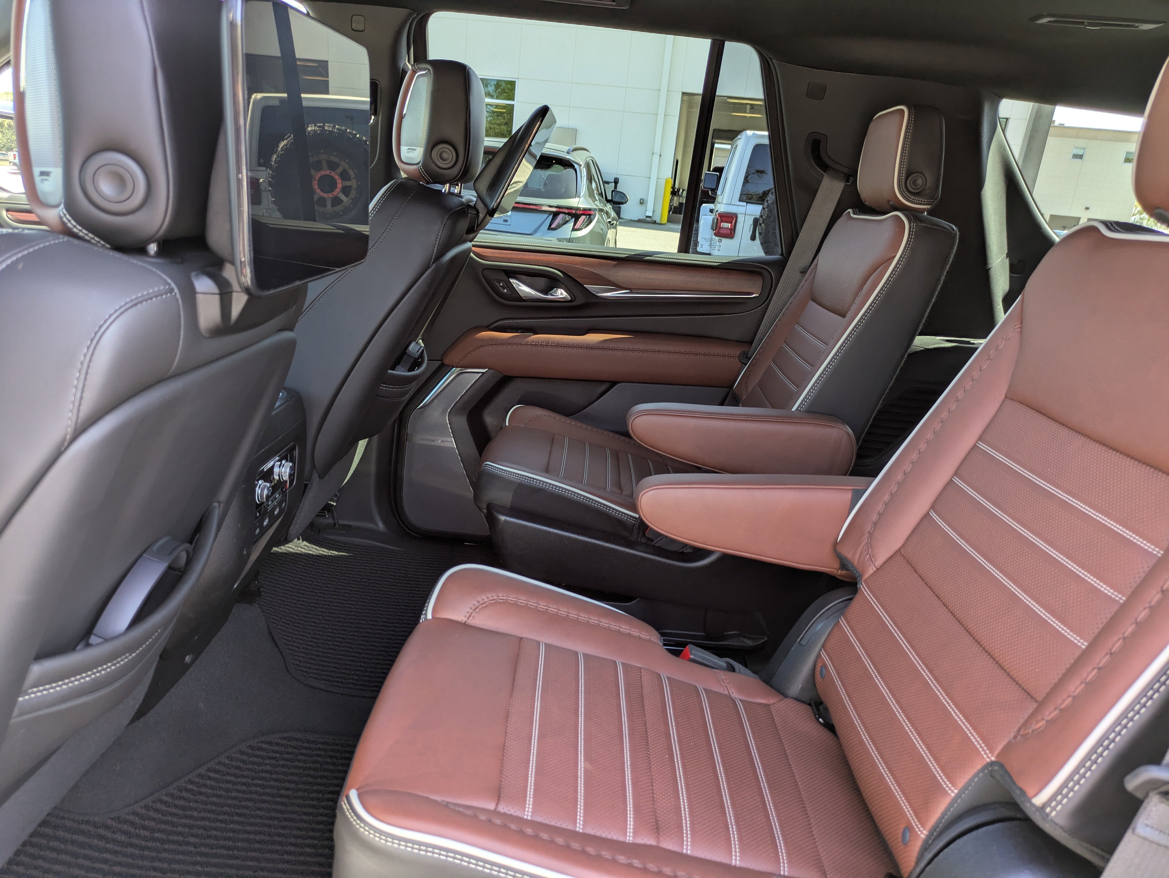 2024 GMC Yukon Denali Ultimate