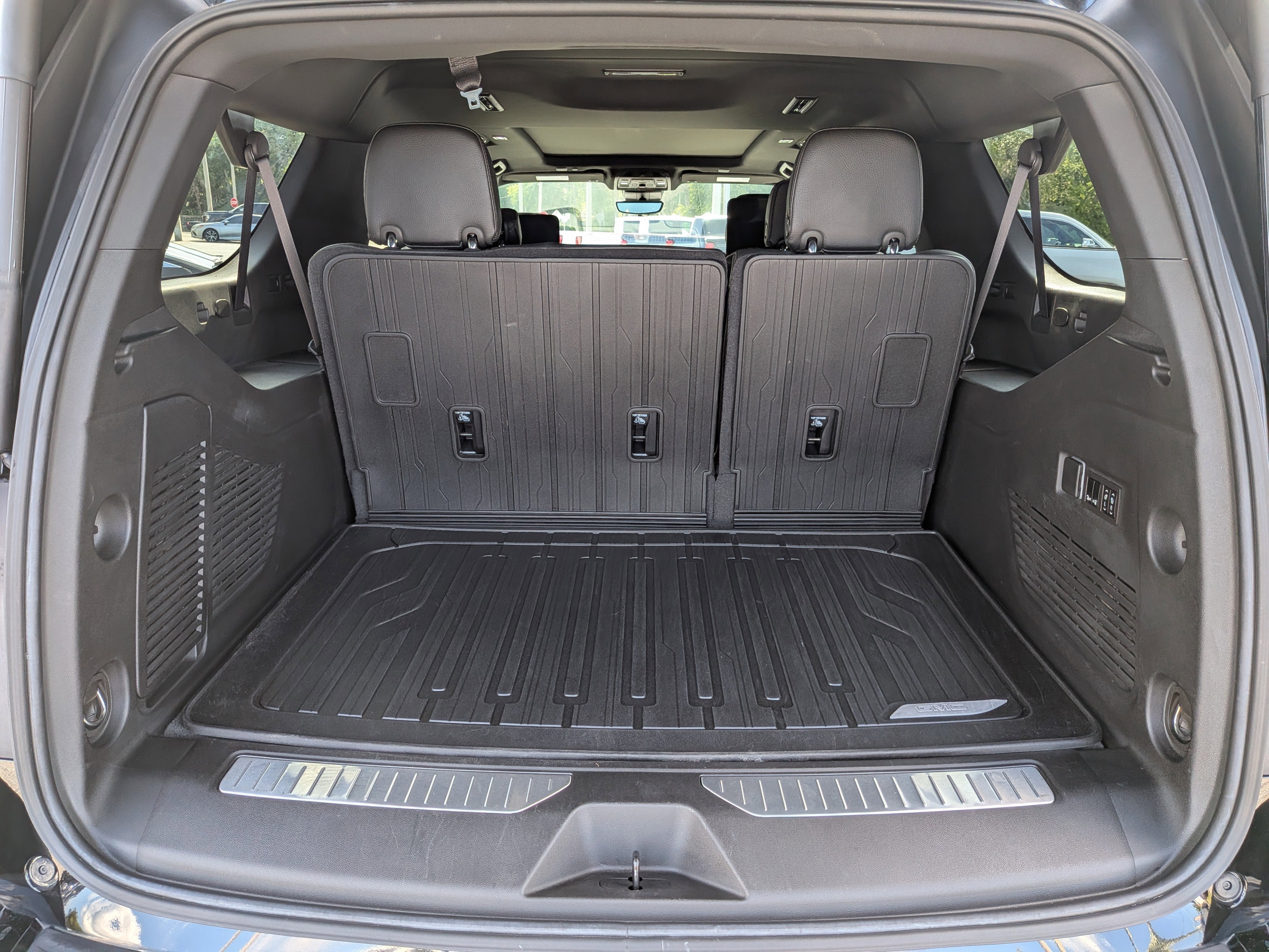 2024 GMC Yukon XL Denali