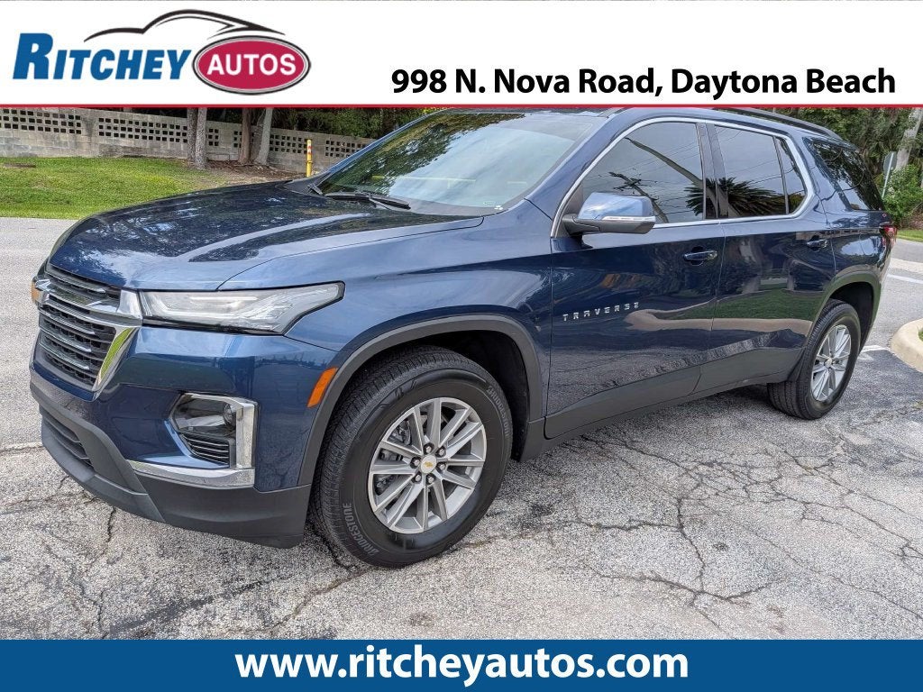 2023 Chevrolet Traverse LT Cloth