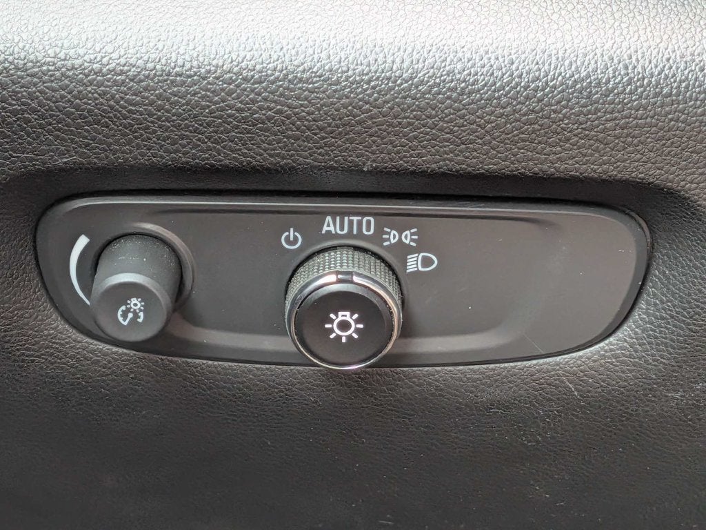 2023 Chevrolet Traverse 1LT - Photo 23