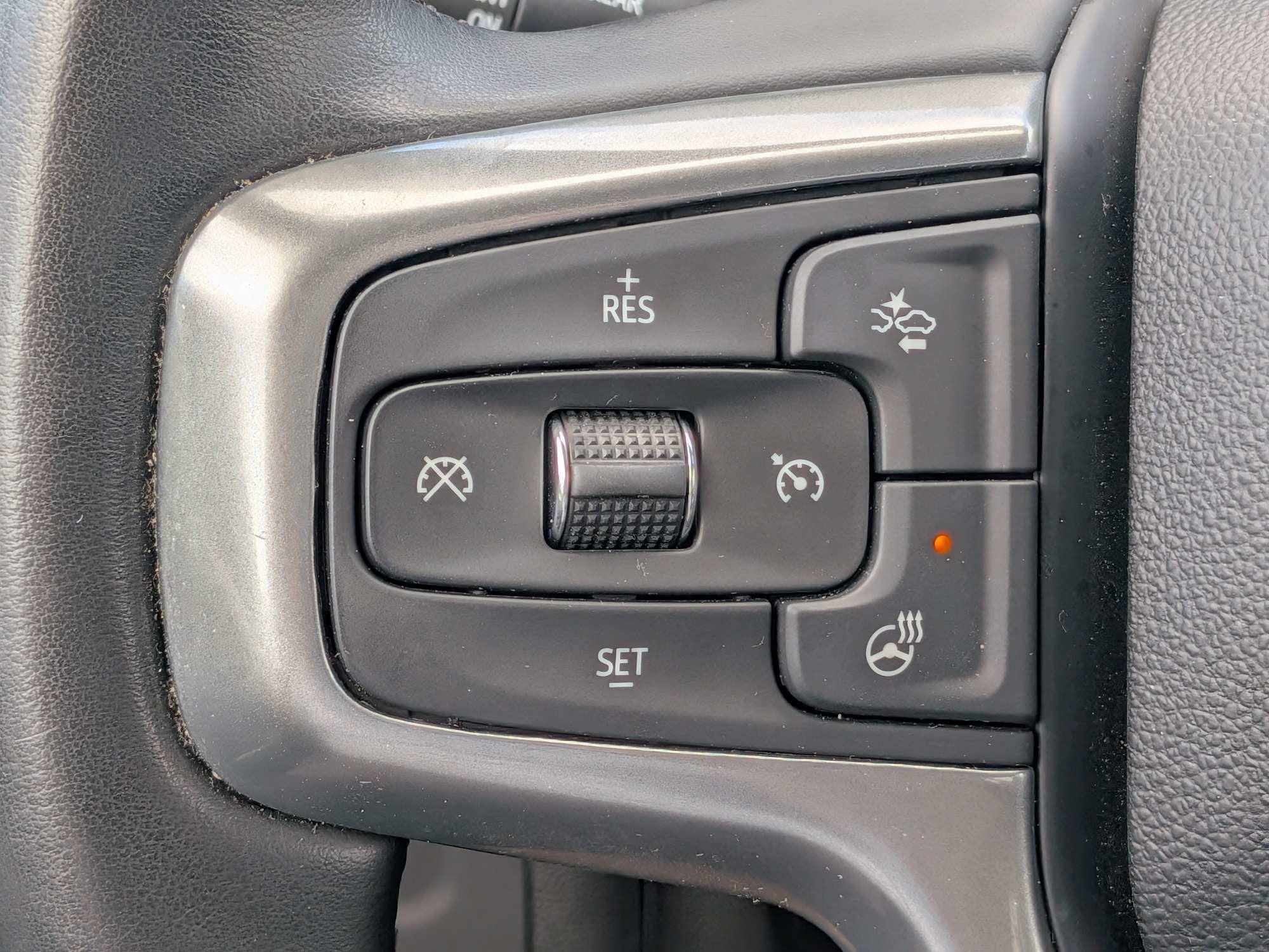 2023 Chevrolet Suburban Z71 - Photo 26