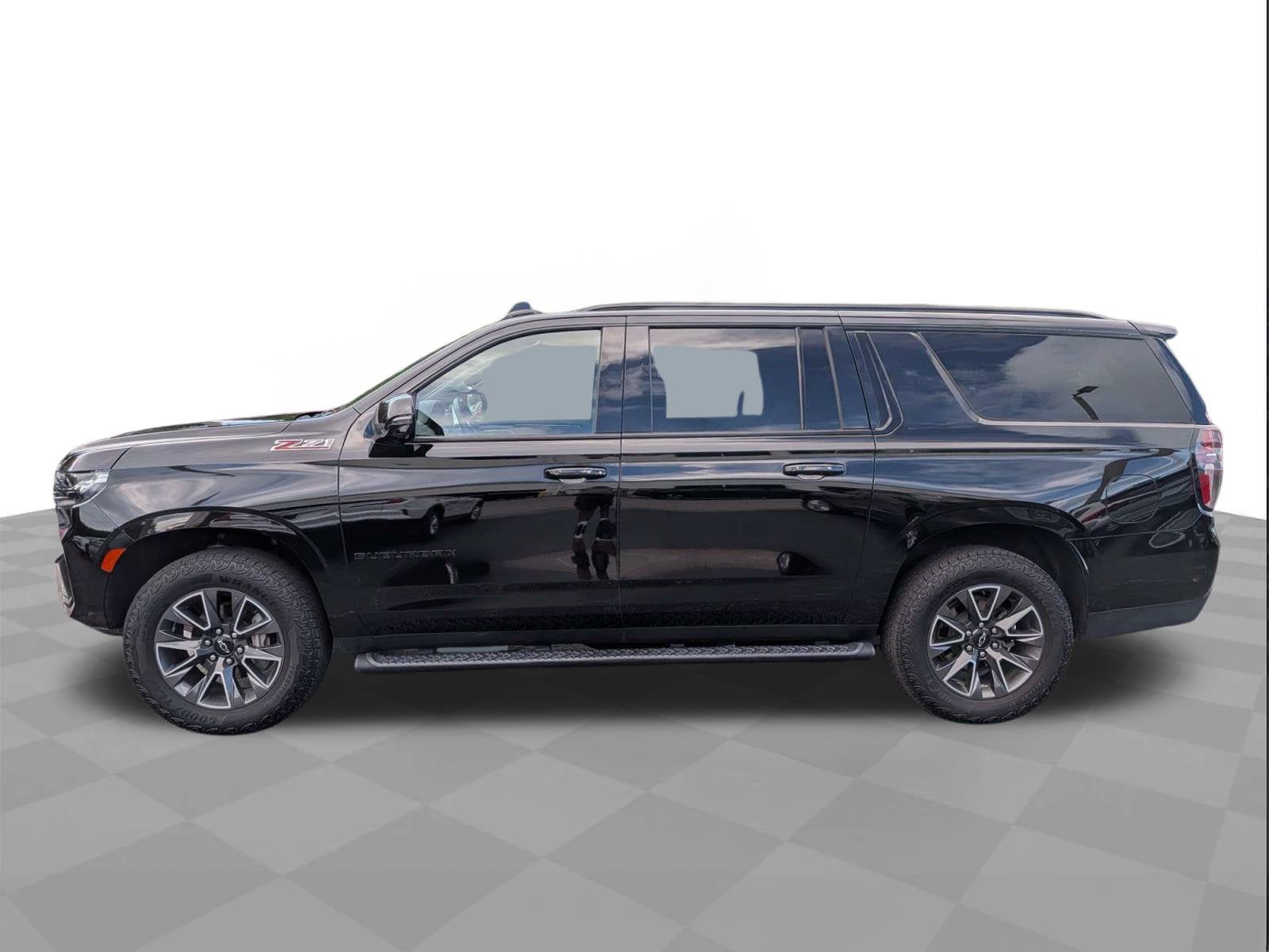 2023 Chevrolet Suburban Z71 - Photo 7