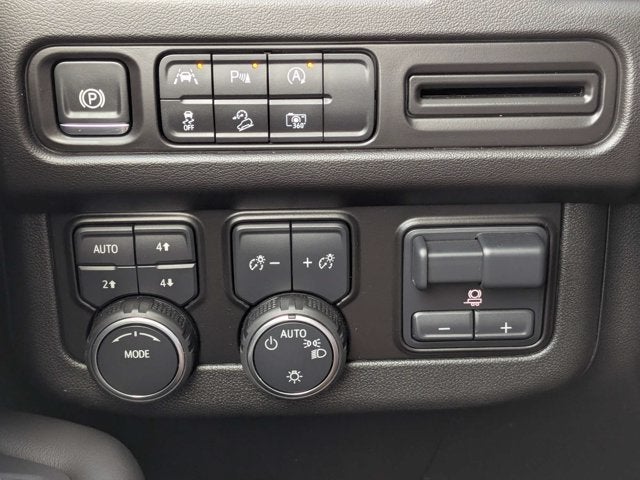 2024 Chevrolet Tahoe Z71 - Photo 25