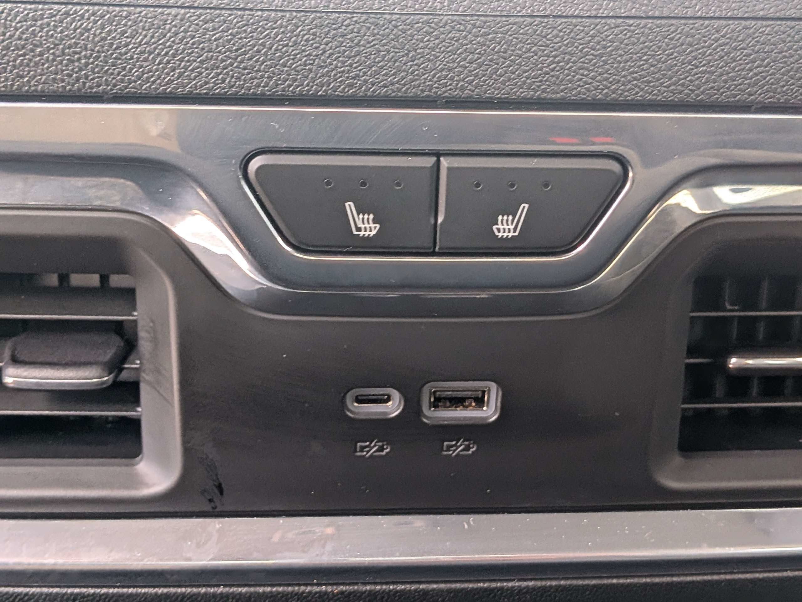 2026 GMC Sierra 2500HD Denali - Photo 14