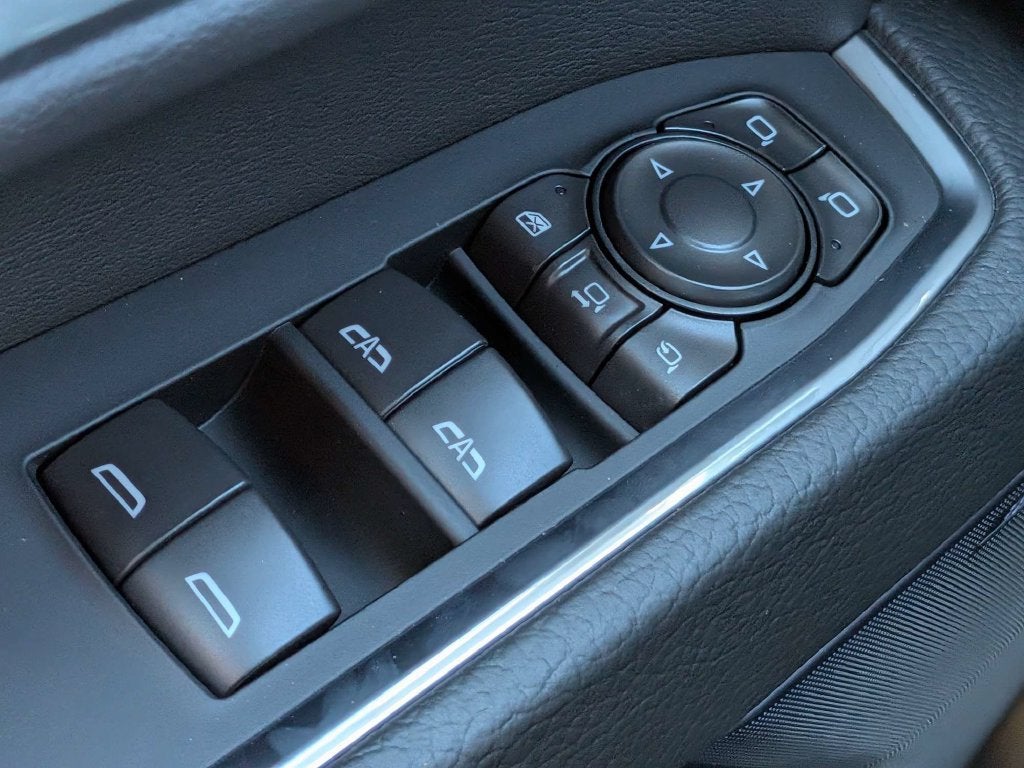 2026 GMC Sierra 3500HD Denali - Photo 31