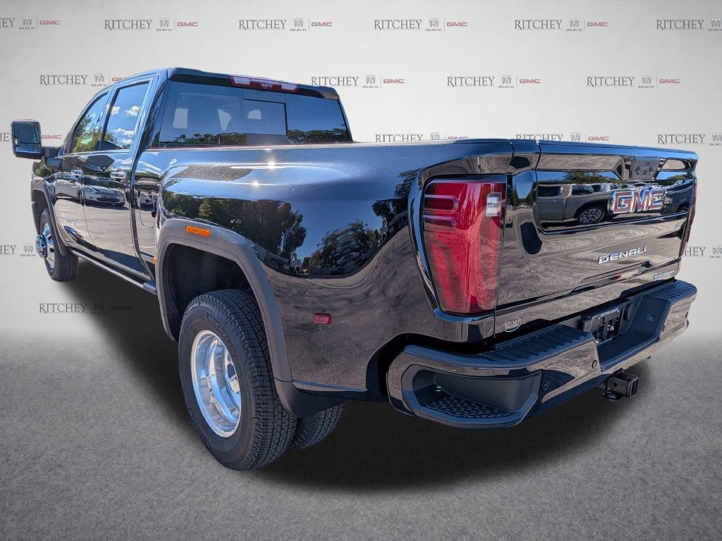 2026 GMC Sierra 3500HD Denali - Photo 8