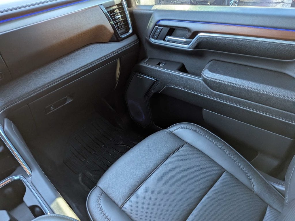 2025 GMC Sierra 3500HD Denali - Photo 16