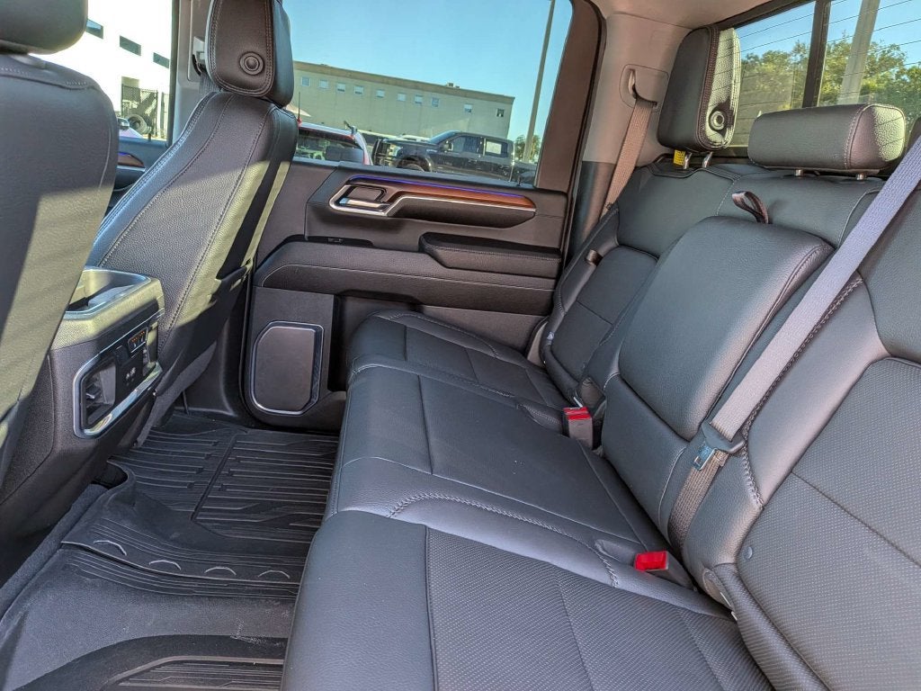 2025 GMC Sierra 3500HD Denali - Photo 17