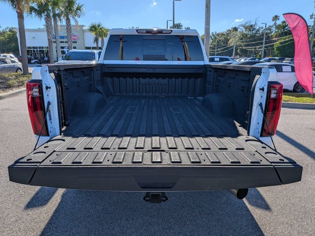 2025 GMC Sierra 3500HD Denali - Photo 18