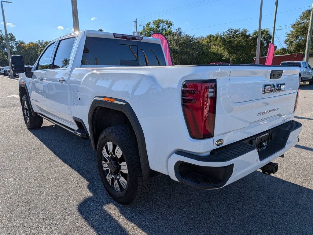 2025 GMC Sierra 3500HD Denali - Photo 6