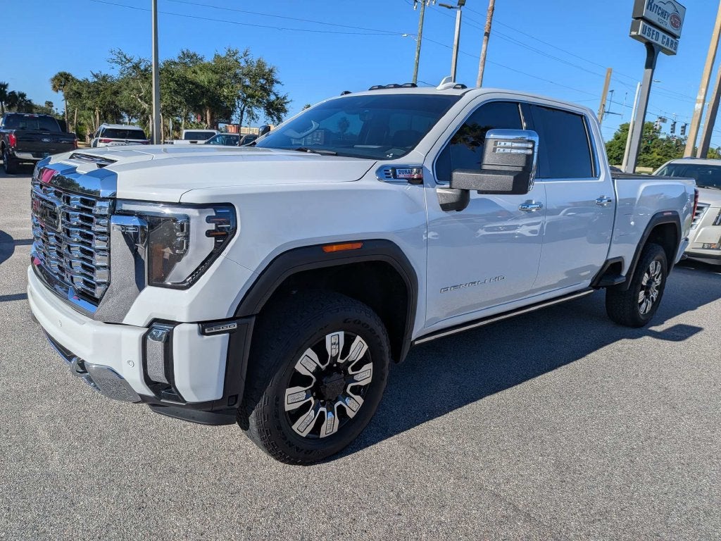 2025 GMC Sierra 3500HD Denali - Photo 8