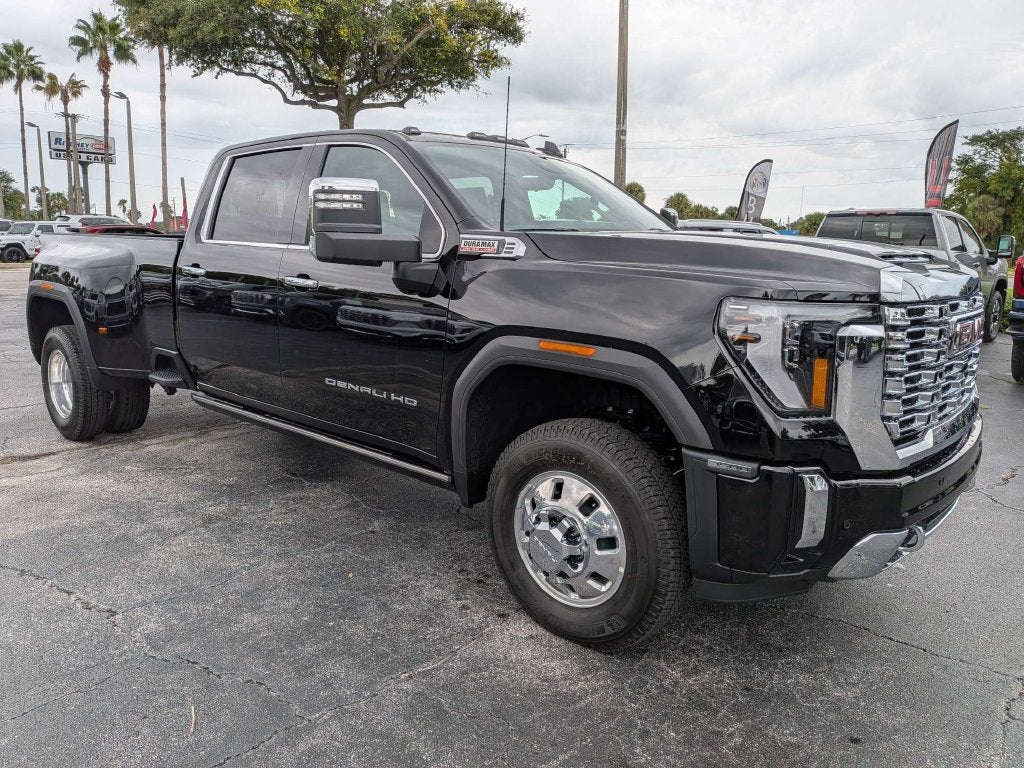 2026 GMC Sierra 3500 HD Denali DRW
