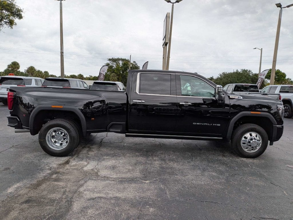 2026 GMC Sierra 3500 HD Denali DRW
