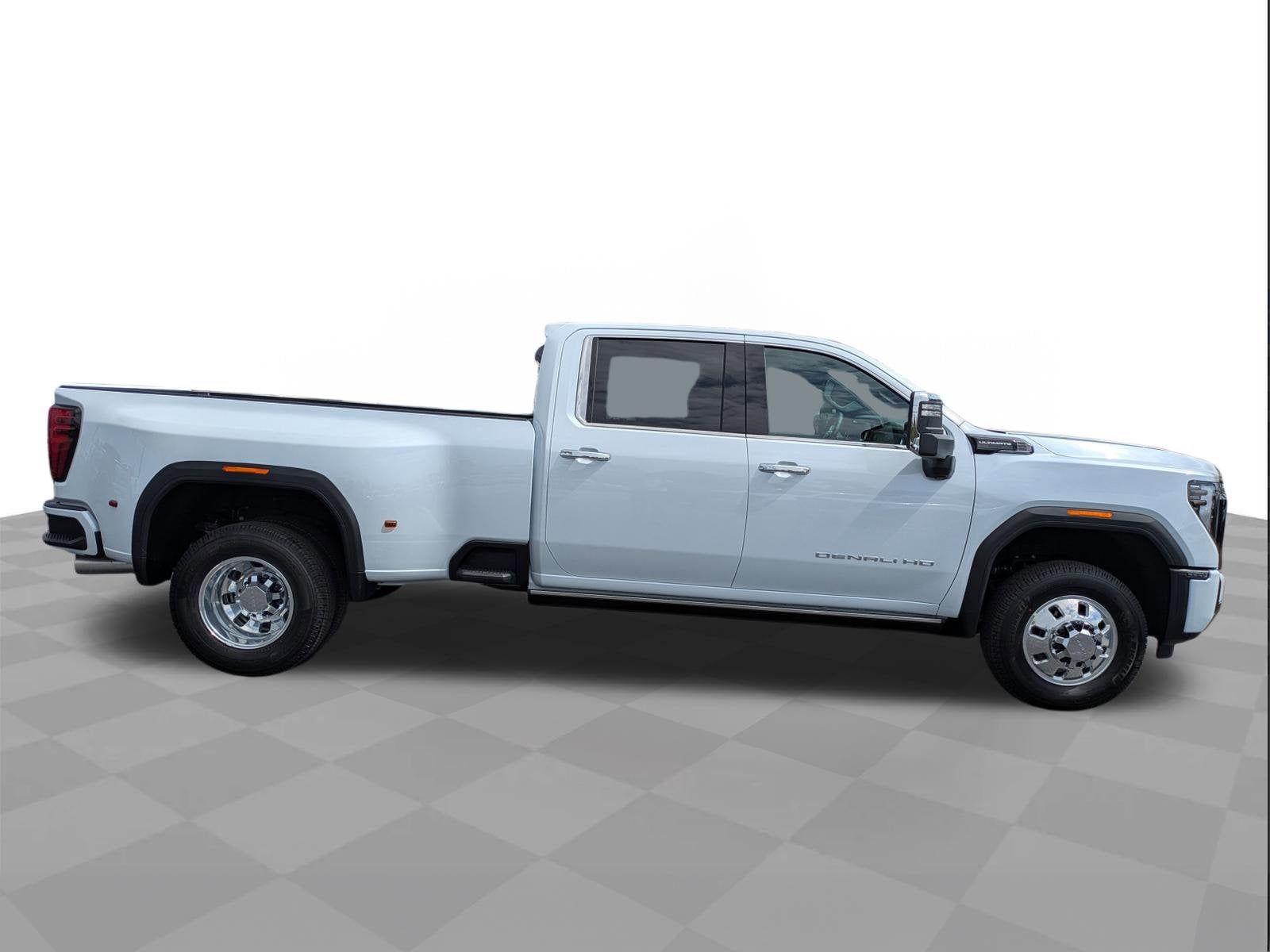 2026 GMC Sierra 3500 HD Denali Ultimate DRW