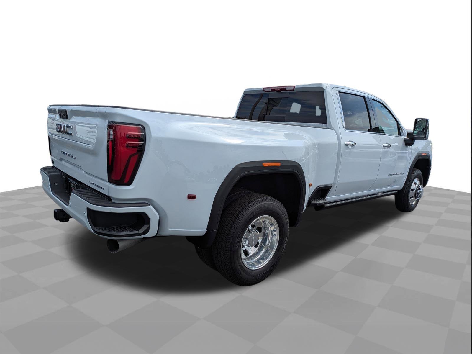 2026 GMC Sierra 3500 HD Denali Ultimate DRW