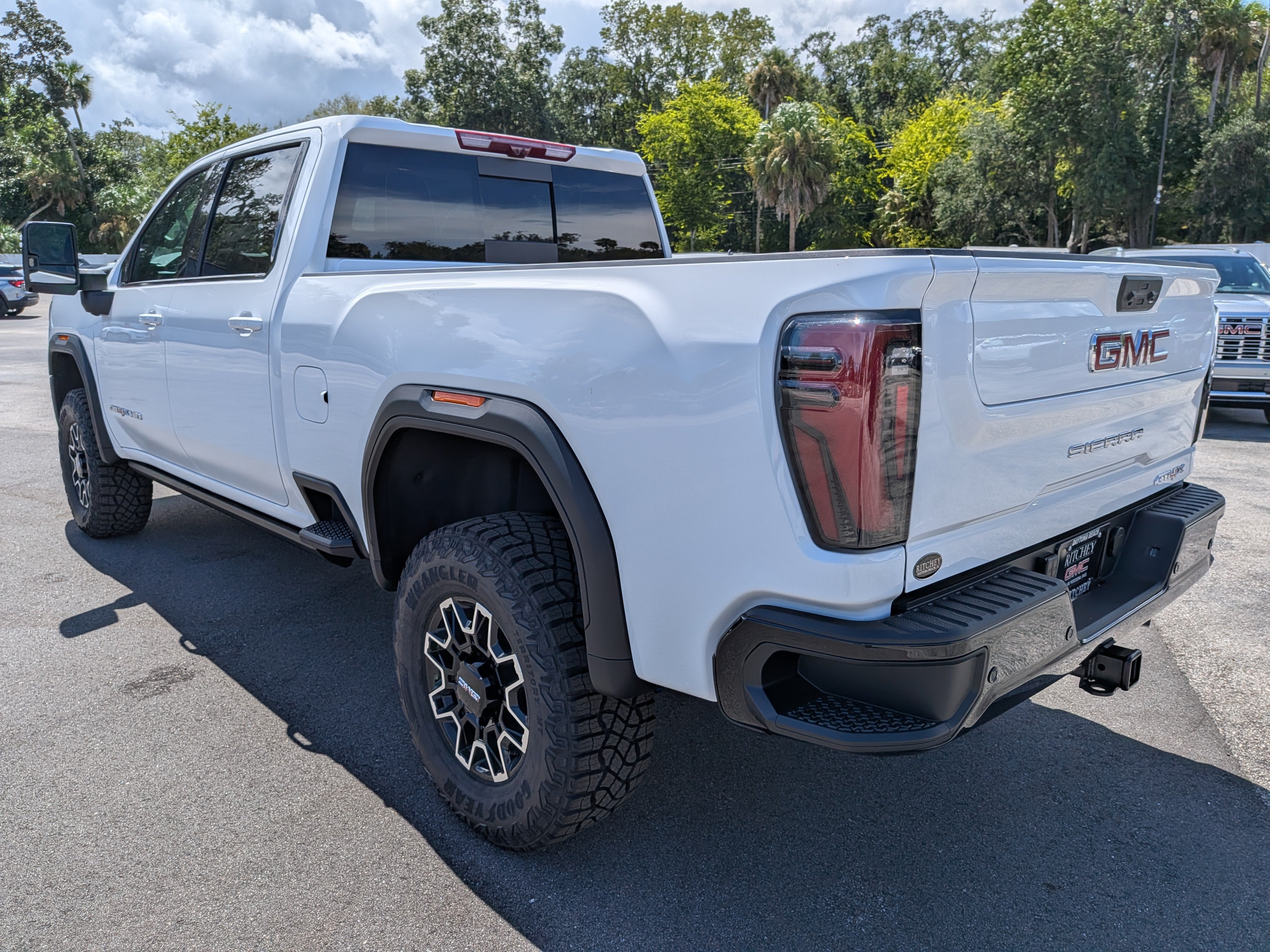 2026 GMC Sierra 2500 HD AT4X