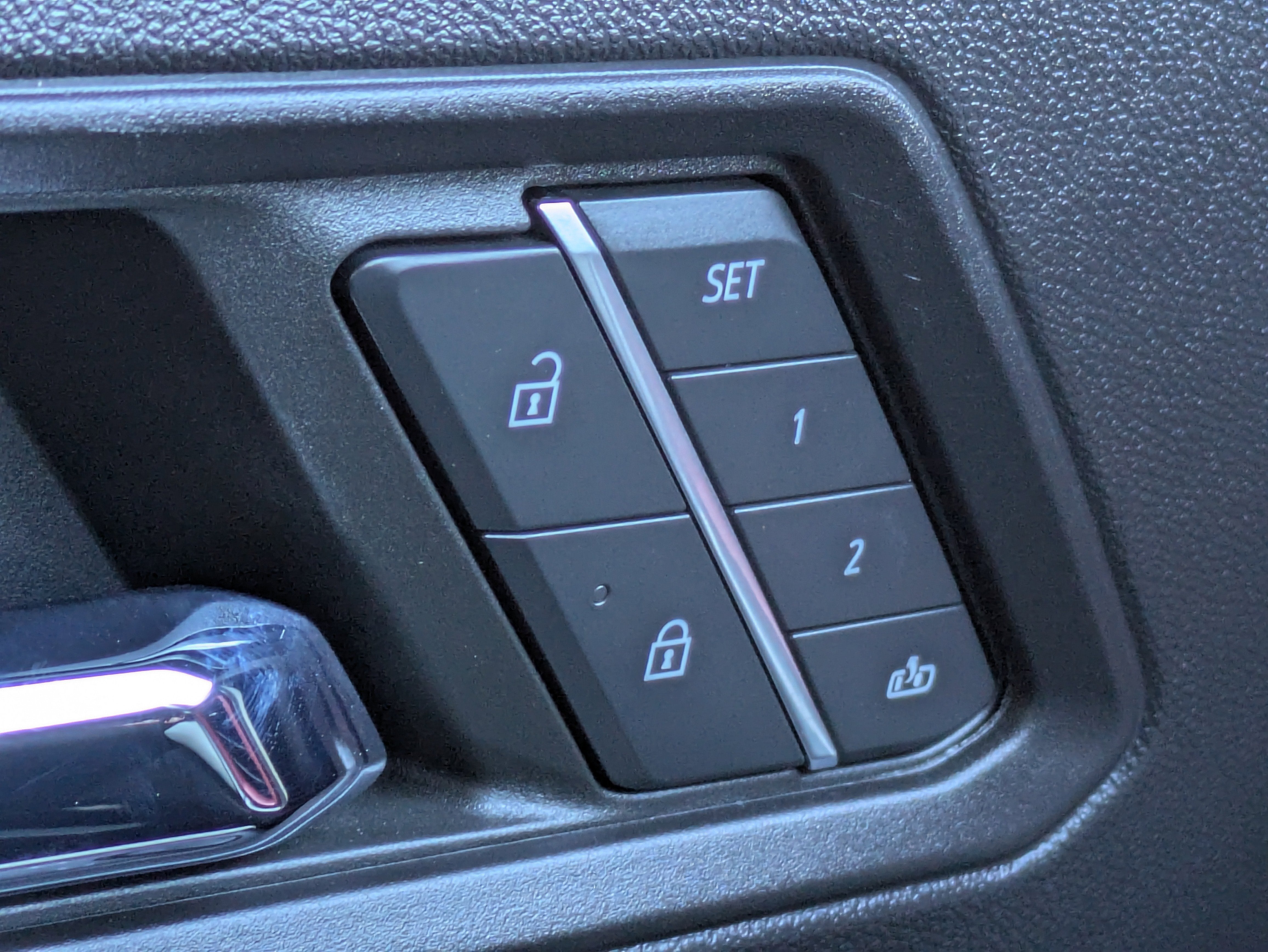 2023 GMC Canyon AT4X