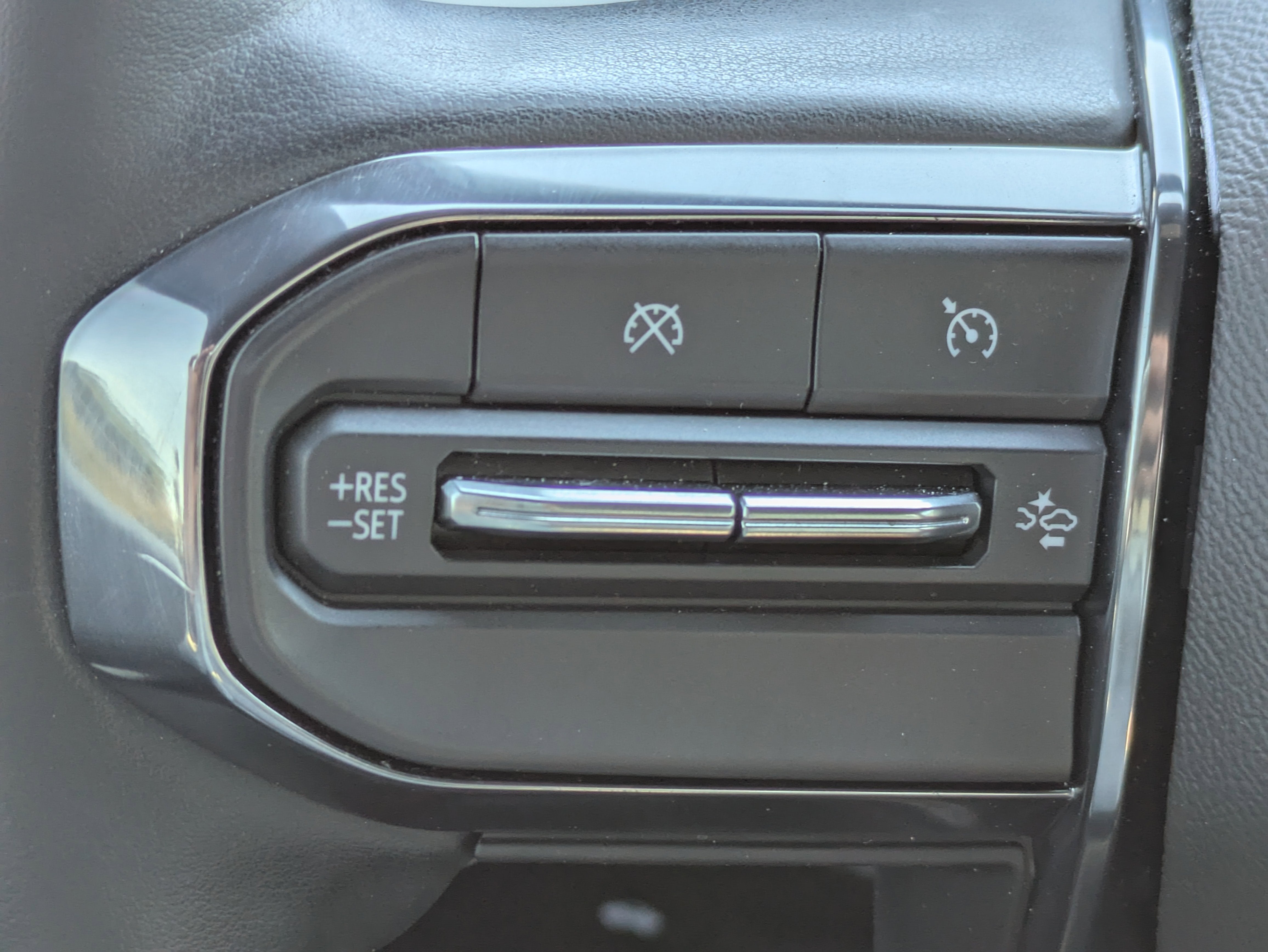 2023 GMC Canyon AT4X