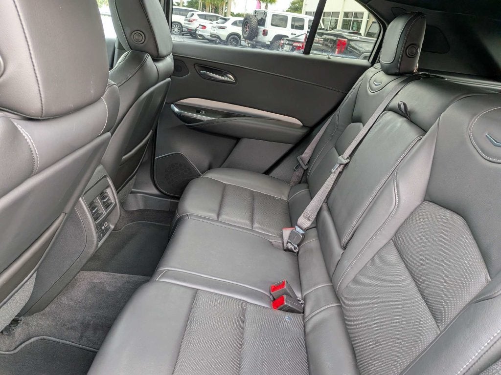 2020 Cadillac XT4 FWD Premium Luxury
