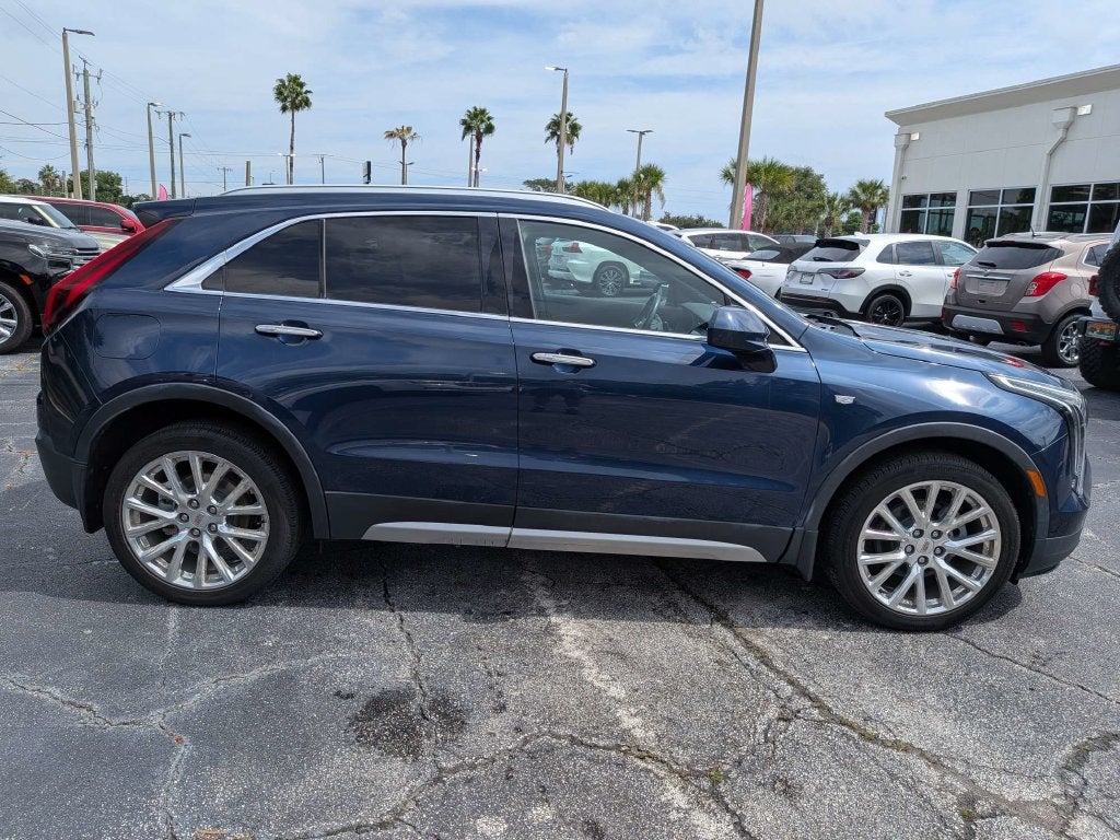 2020 Cadillac XT4 FWD Premium Luxury