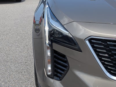 2020 Cadillac XT4 FWD Premium Luxury