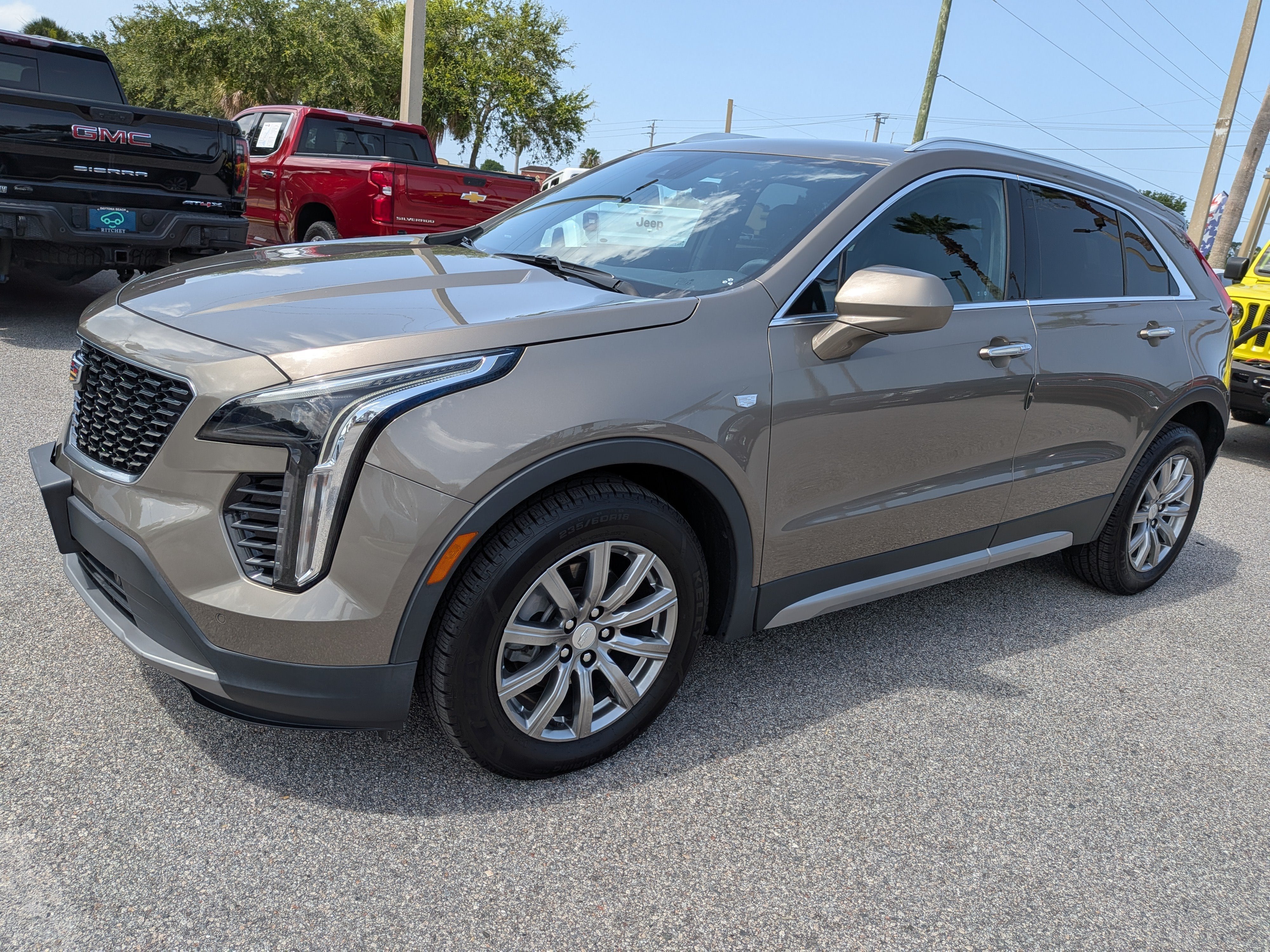 2020 Cadillac XT4 FWD Premium Luxury