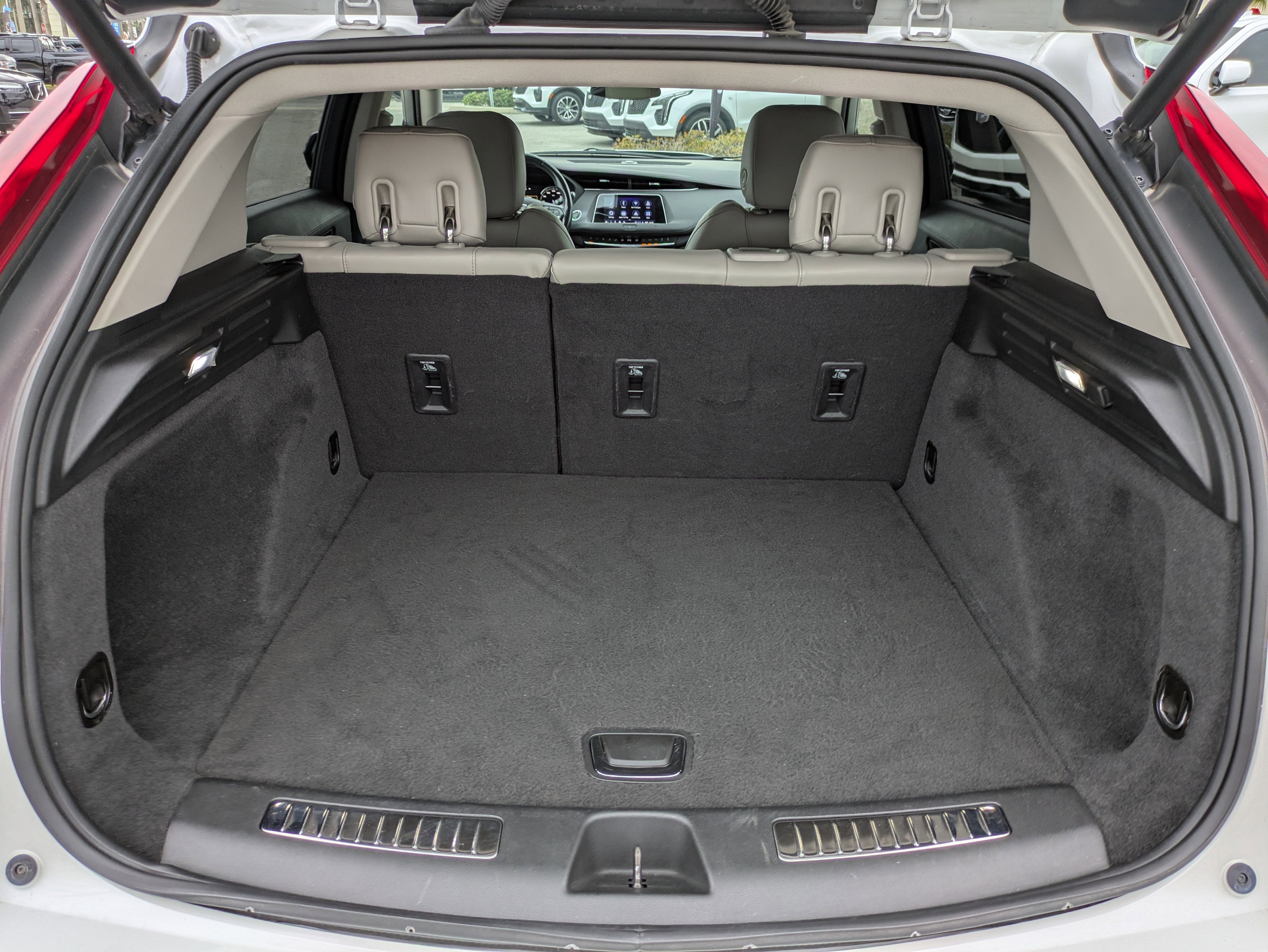 2021 Cadillac XT4 Premium Luxury