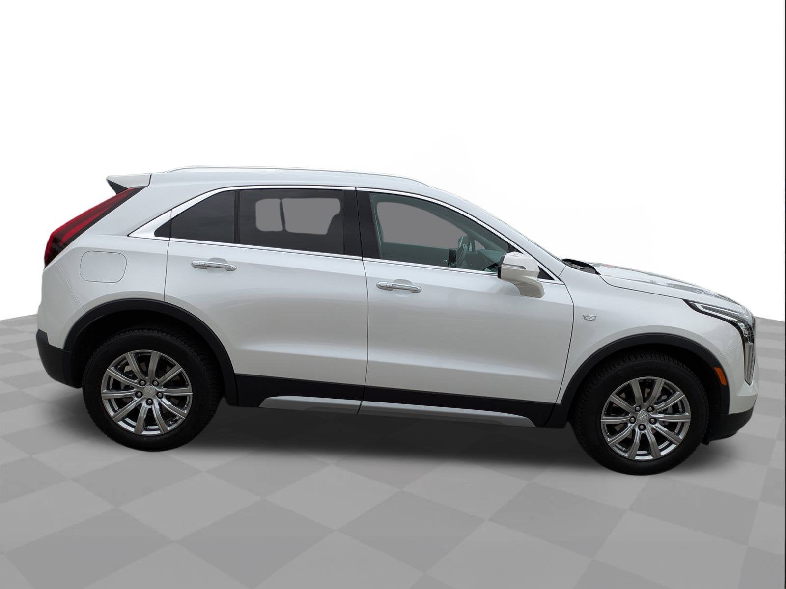 2021 Cadillac XT4 Premium Luxury