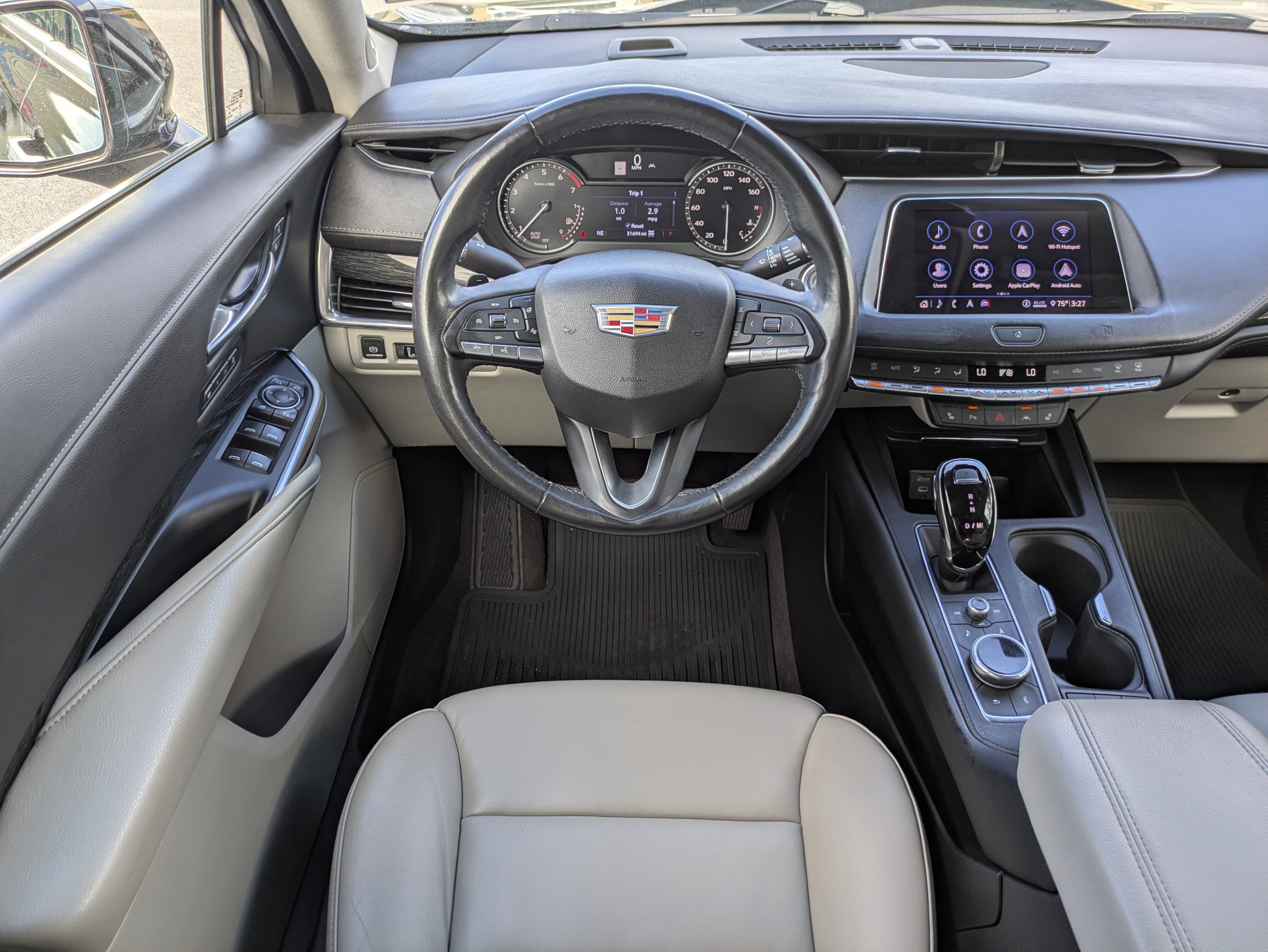 2020 Cadillac XT4 Premium Luxury