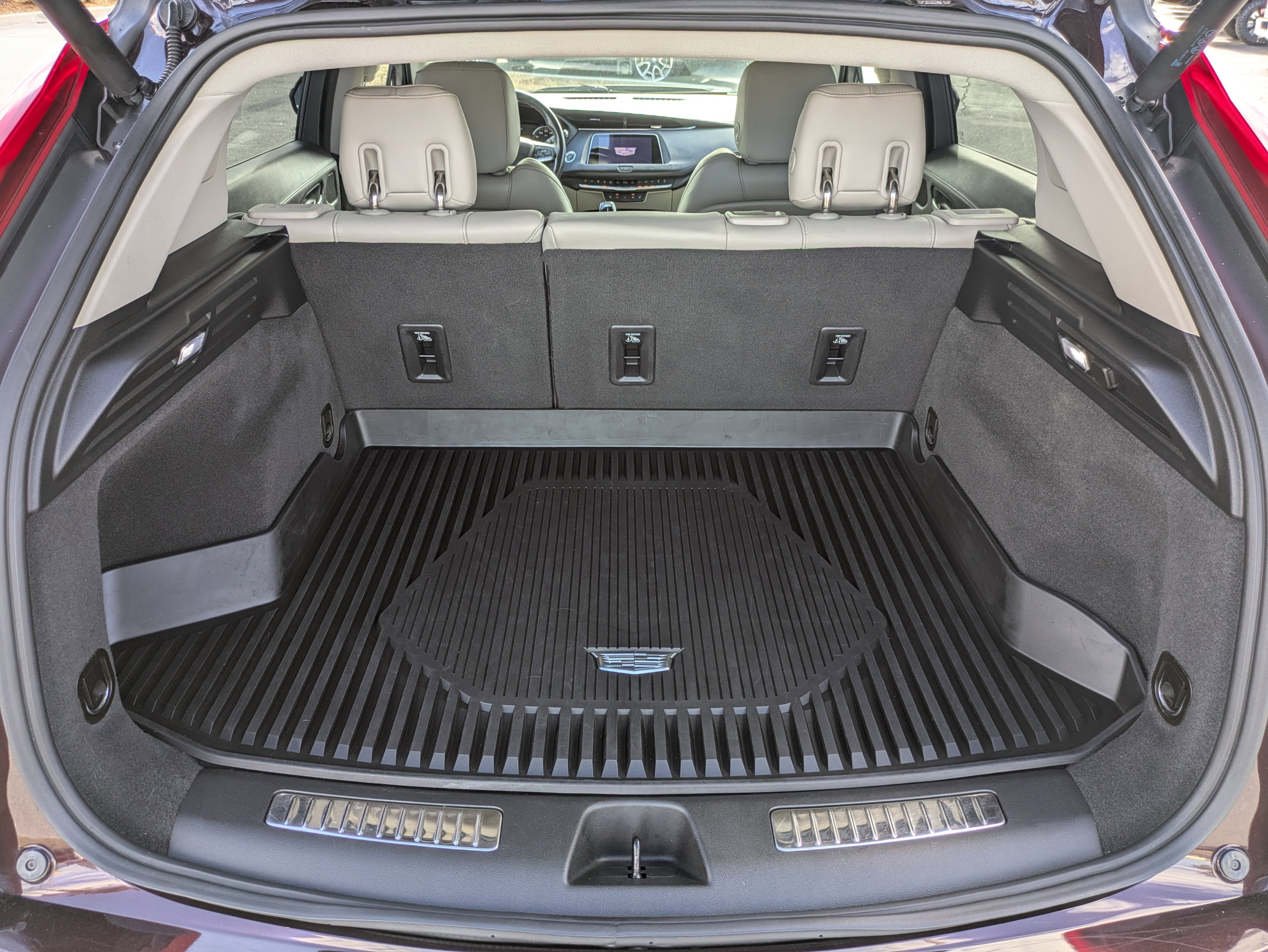 2020 Cadillac XT4 Premium Luxury