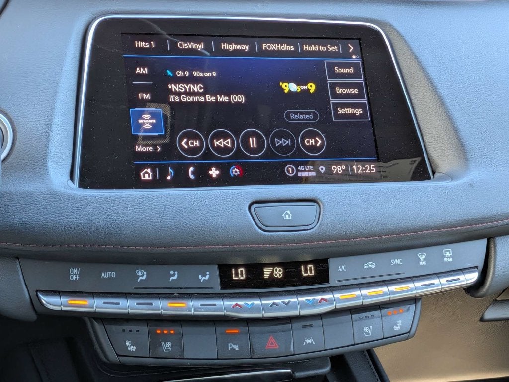 2023 Cadillac XT4 Sport - Photo 24
