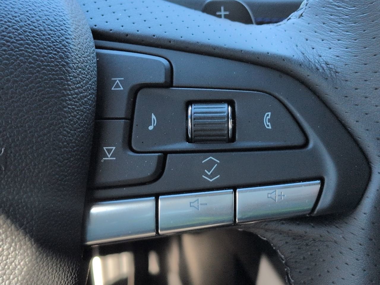 2025 Cadillac XT4 Sport