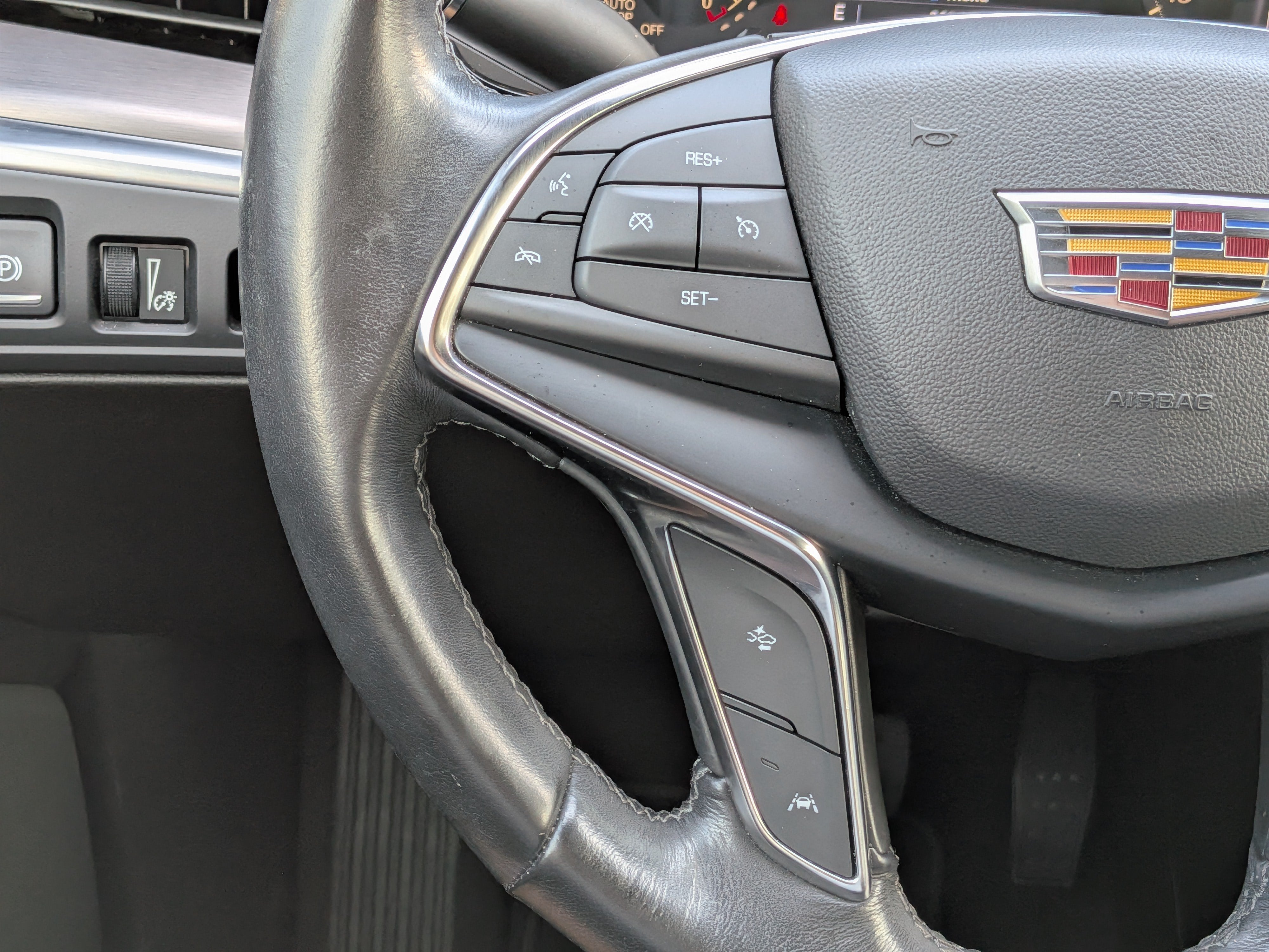 2022 Cadillac XT5 FWD Luxury